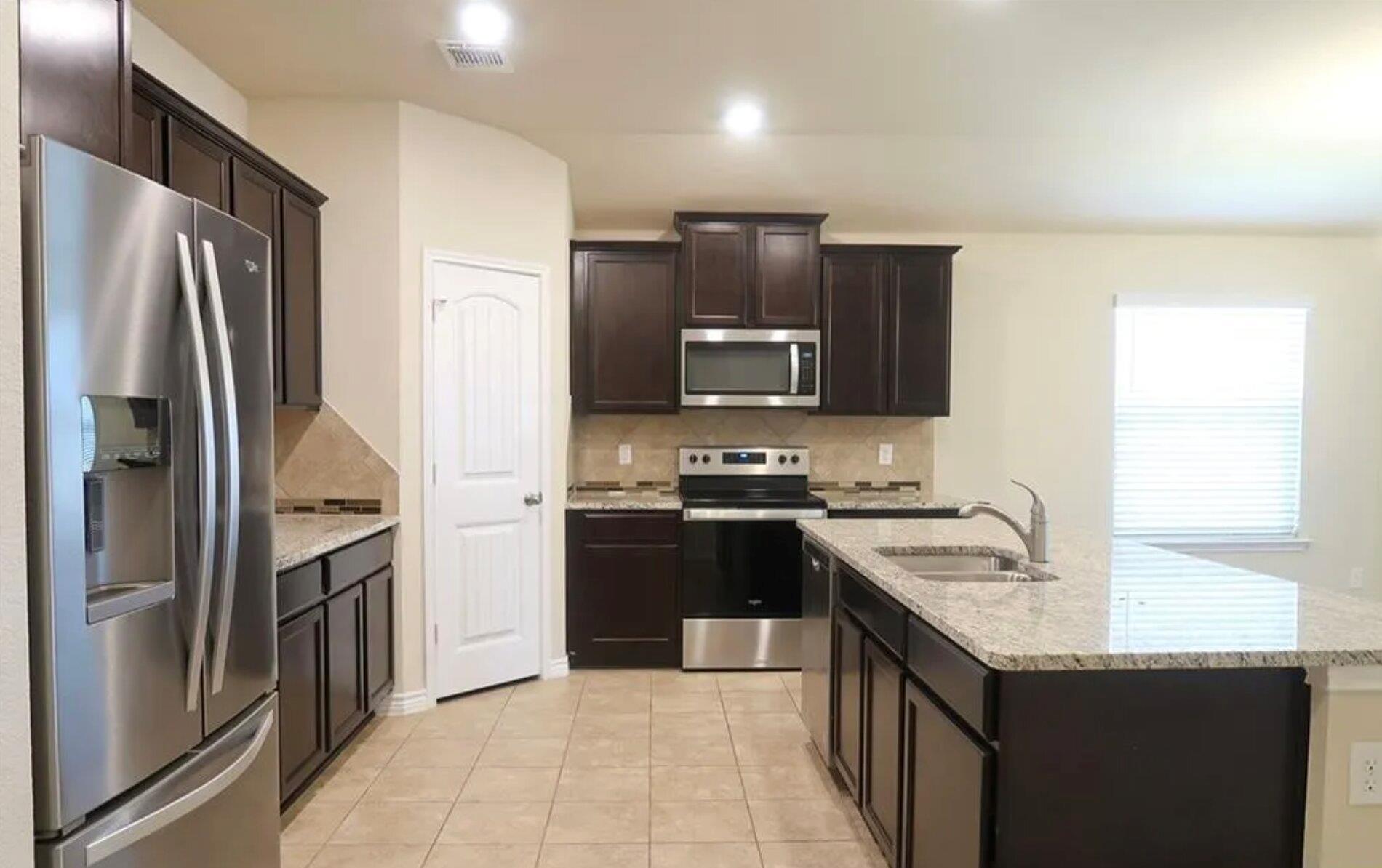 5897 Galveston RD — photo 3
