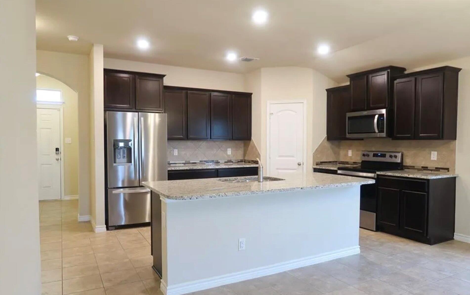 5897 Galveston RD — photo 4