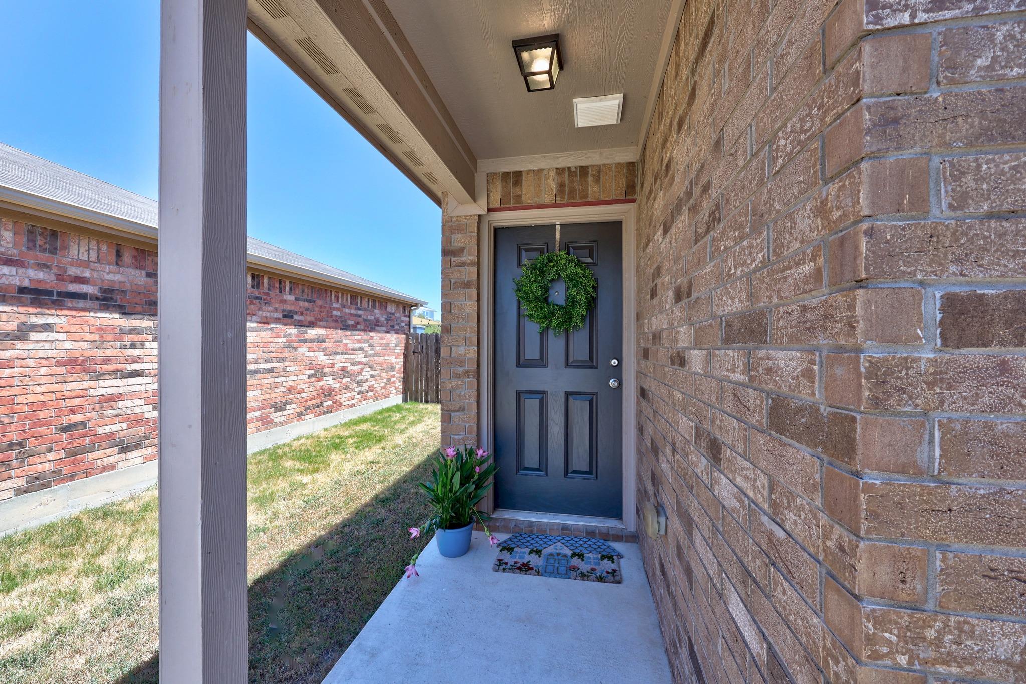 161 Proclamation Ave — photo 3