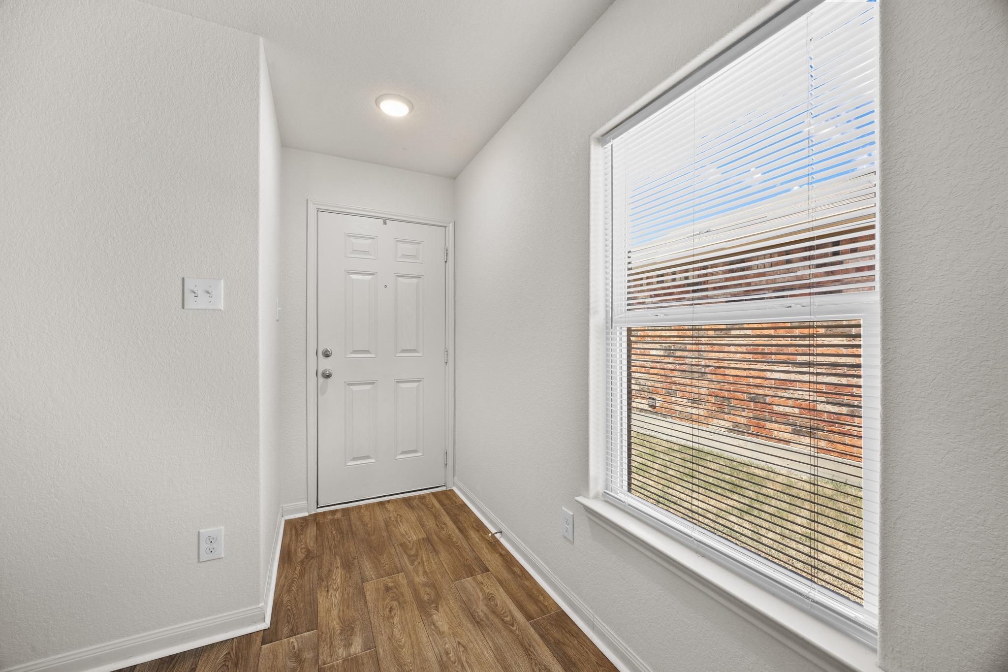 161 Proclamation Ave — photo 4