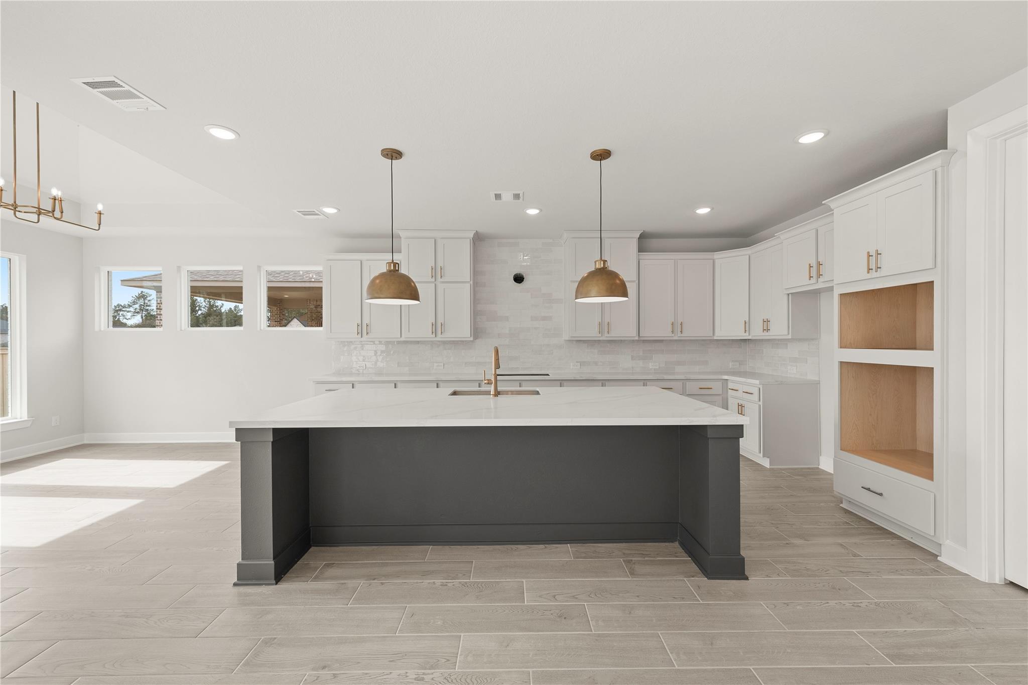 121 Beebalm CV — photo 5