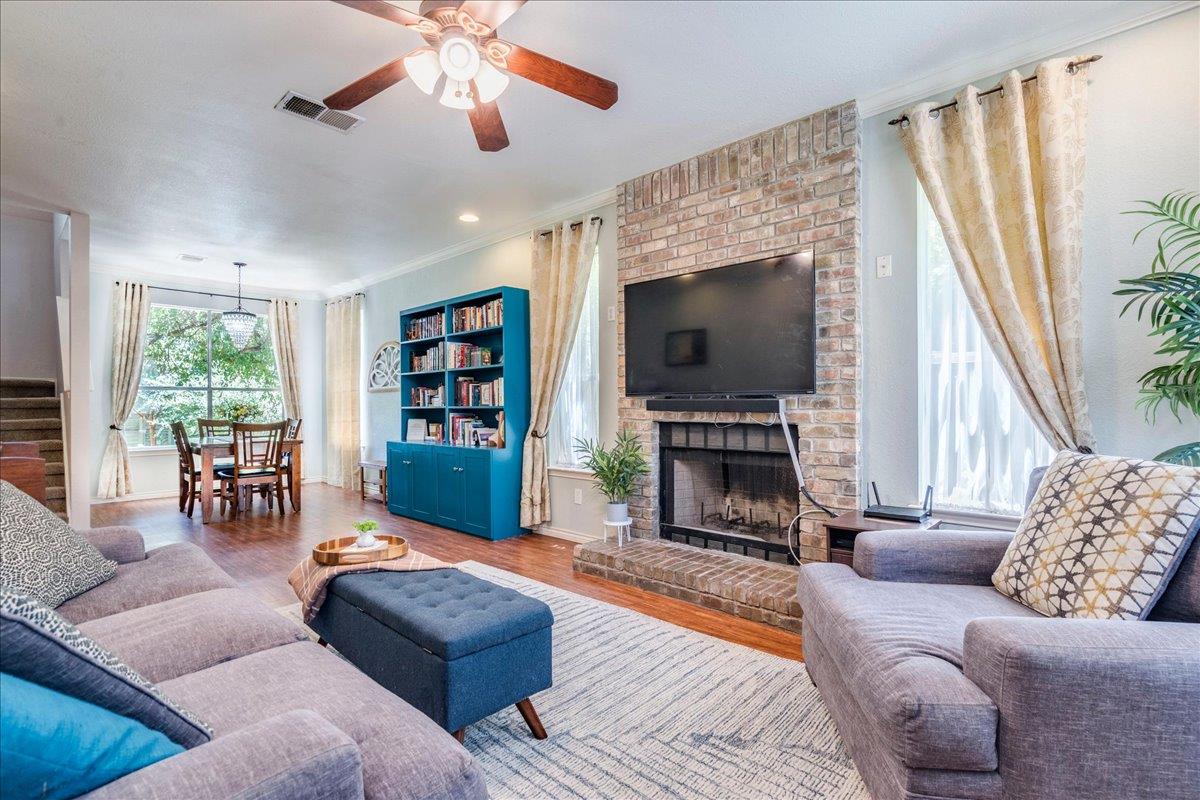 7519 Windrush DR — photo 3