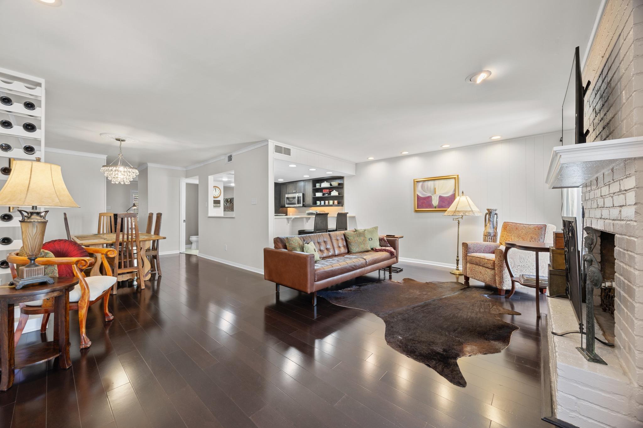 3974 Far West BLVD — photo 3