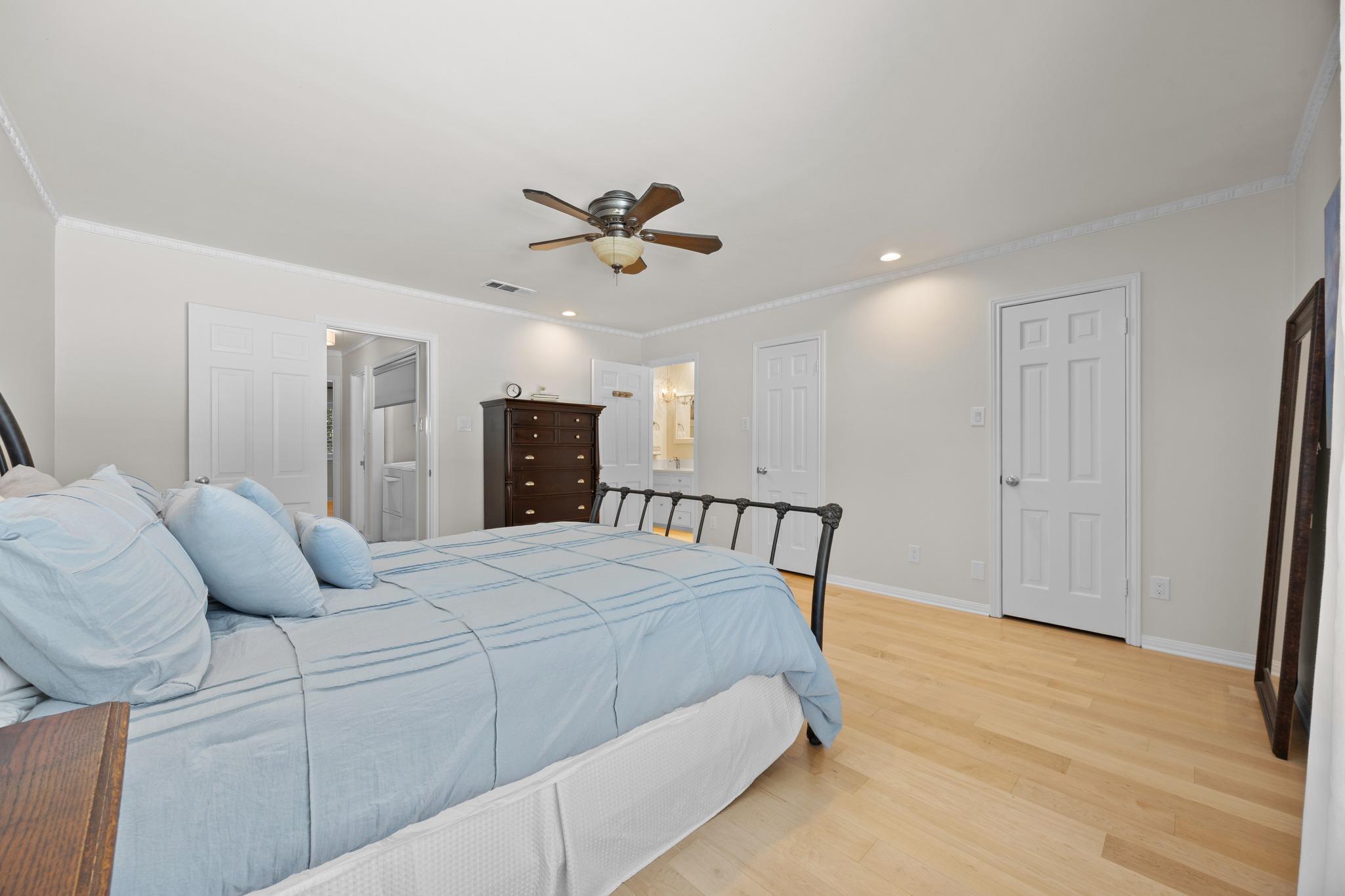 3974 Far West BLVD — photo 5