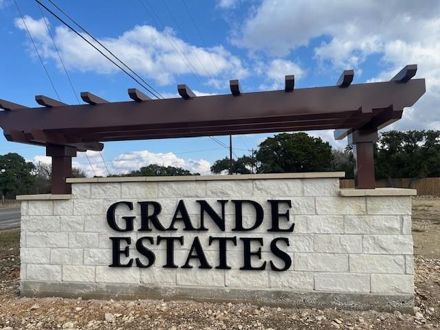 500 Gene Ray Ave — photo 5