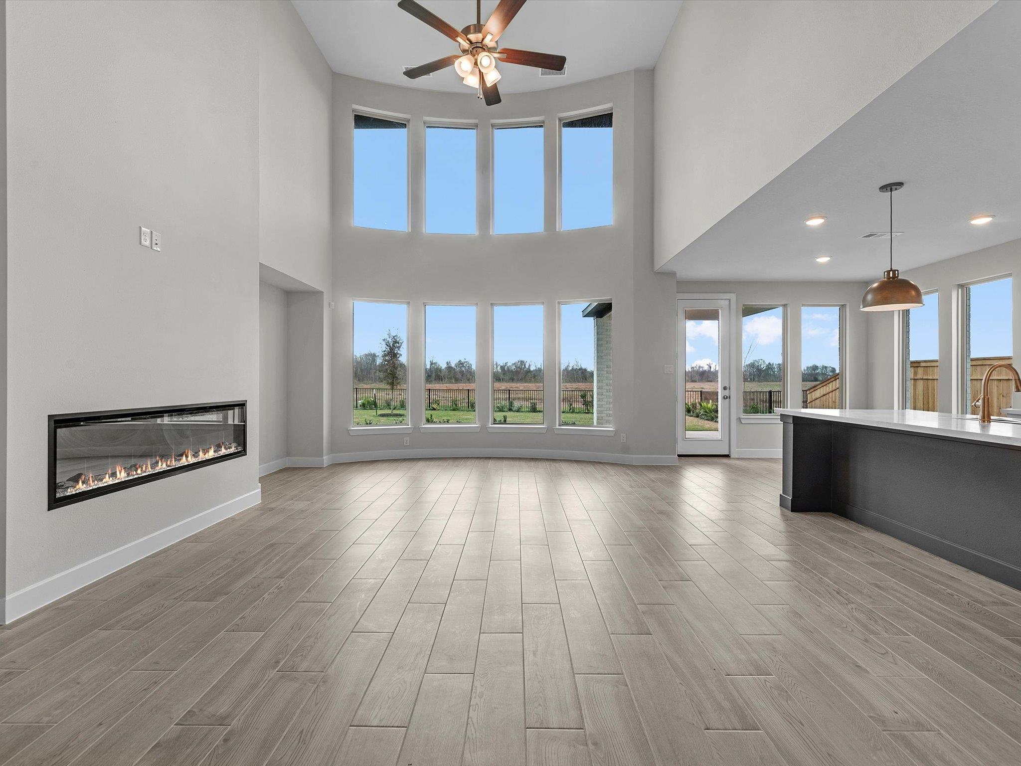 109 Packhorse LN — photo 3