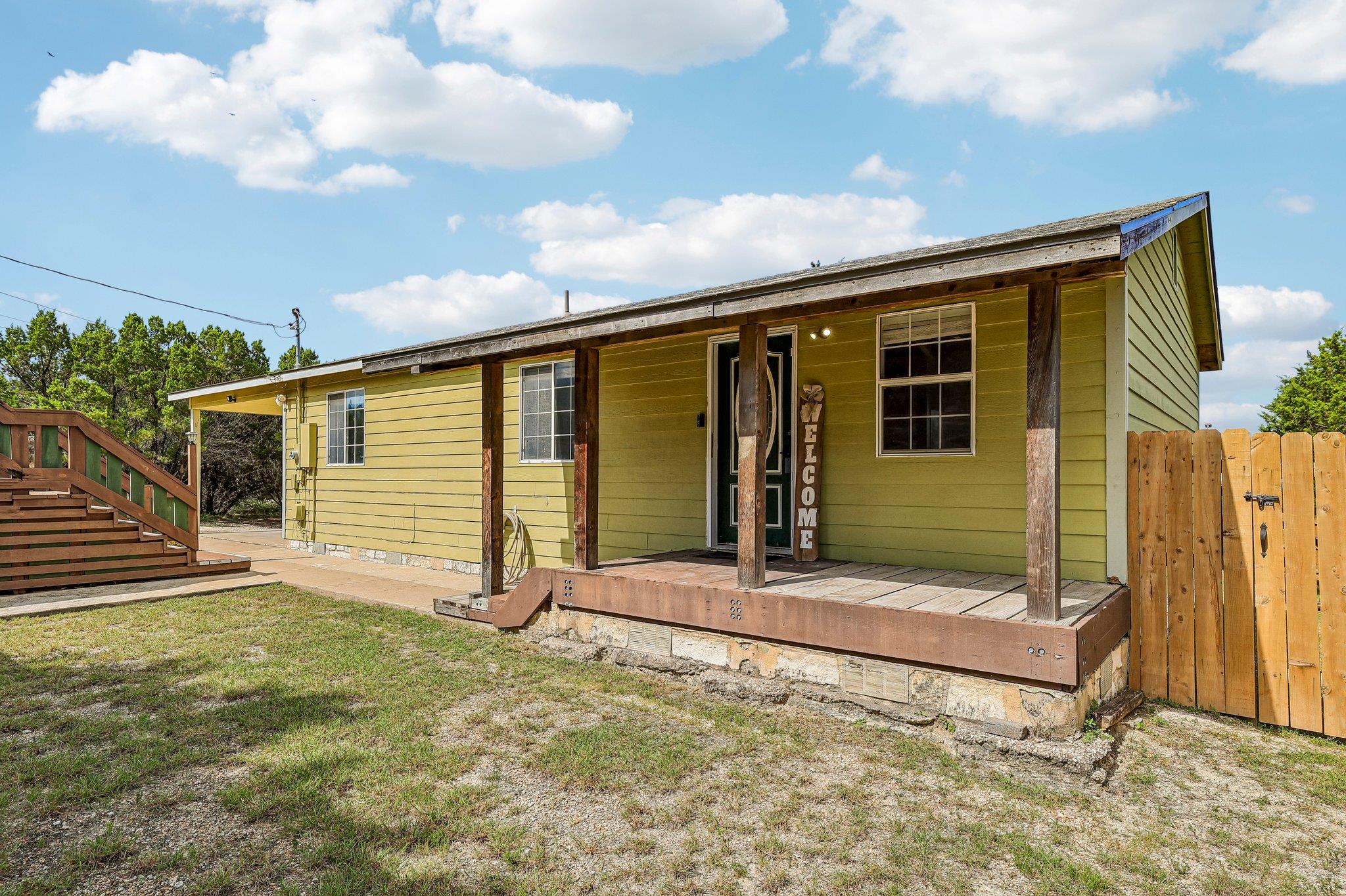 8104 Bronco LN — photo 4
