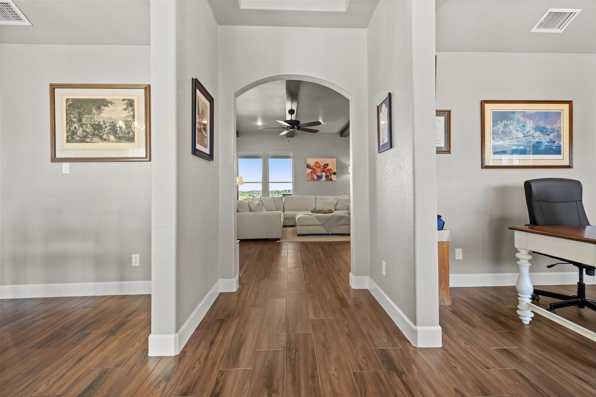 2708 Sun Point CIR — photo 3
