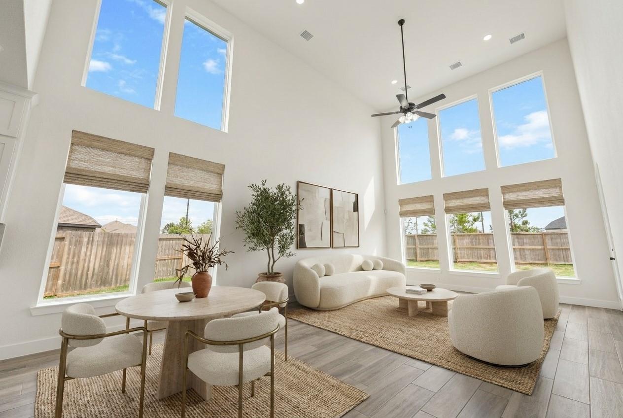 509 Buckaroo DR — photo 3
