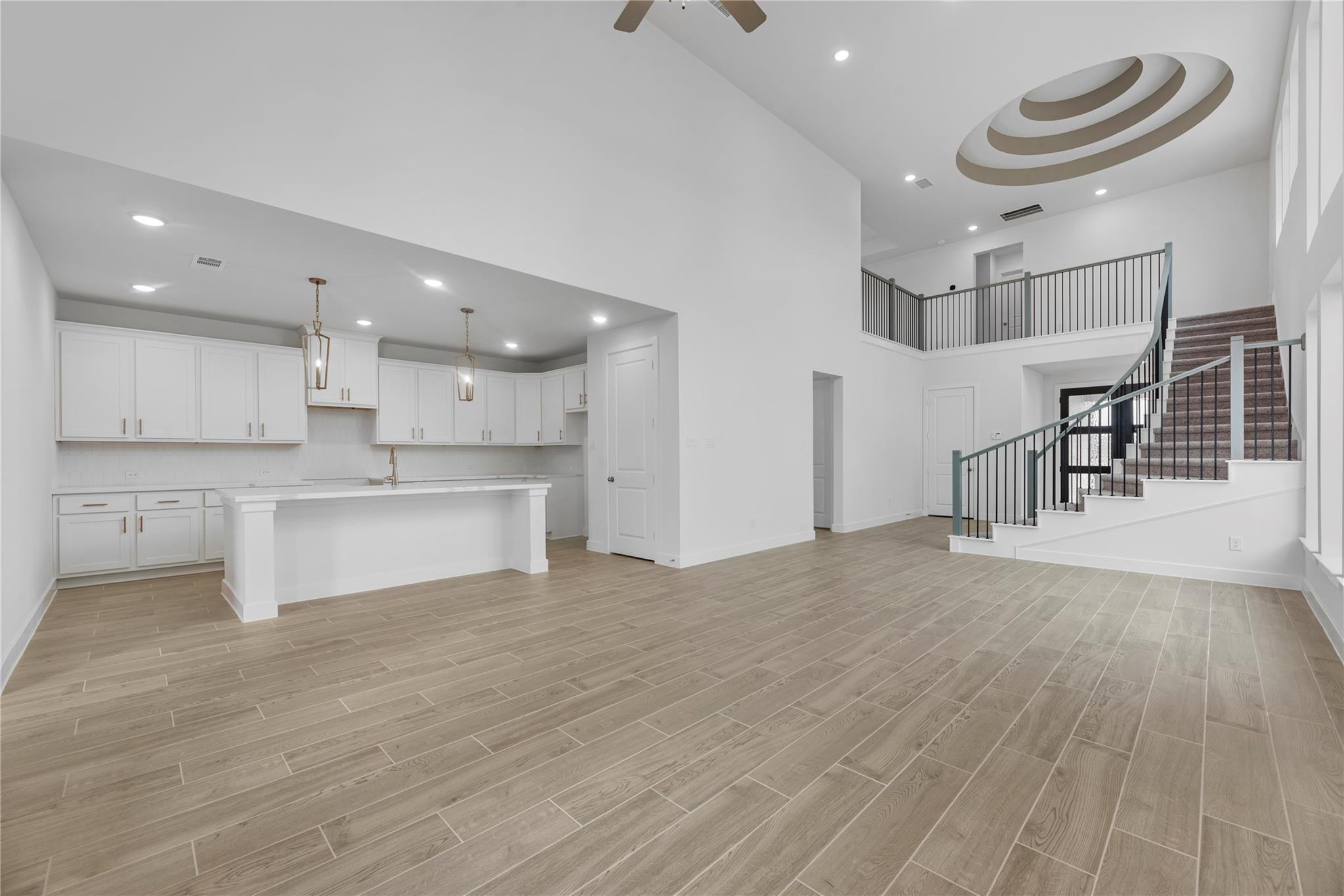 125 Railhead DR — photo 4