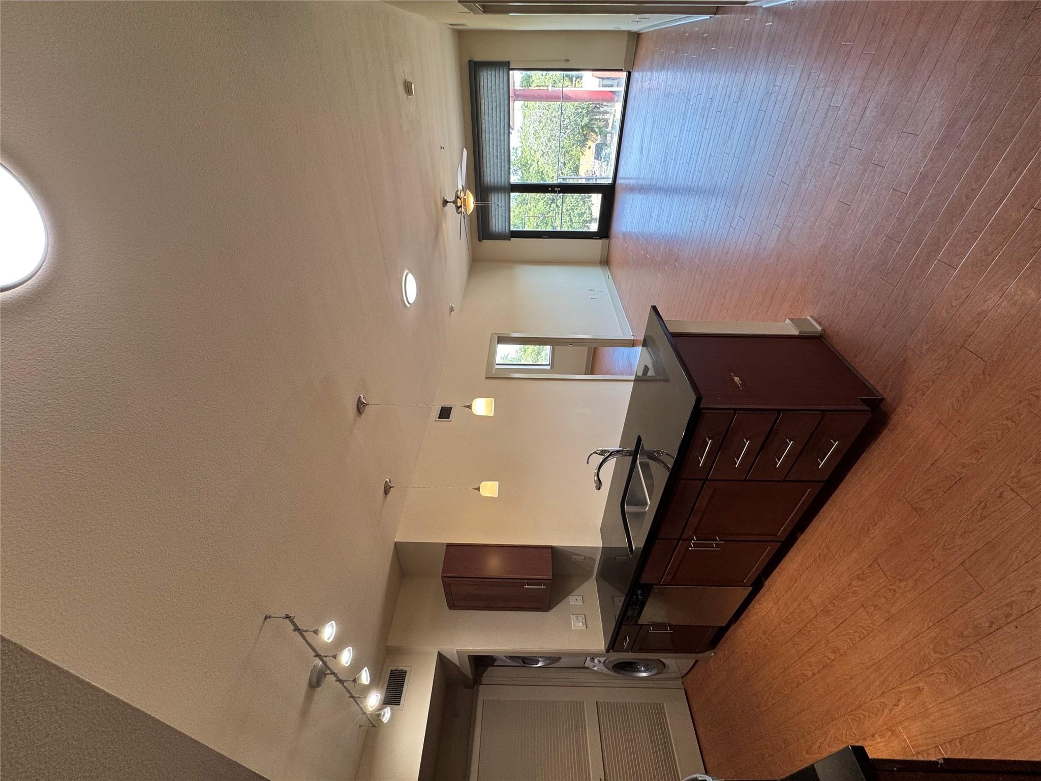3016 Guadalupe ST #305 — photo 4