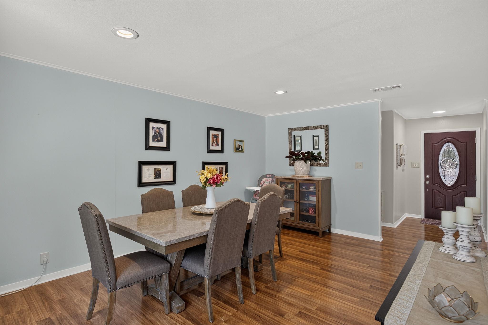 206 Corder LN — photo 5
