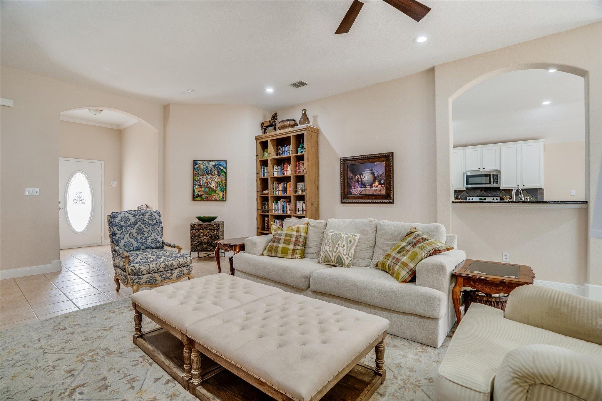 16 Serenade CIR — photo 4