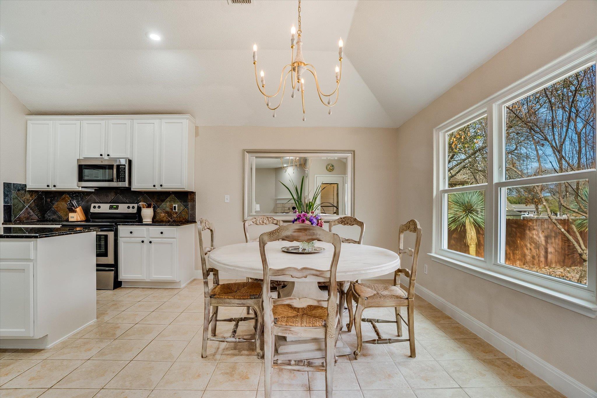 16 Serenade CIR — photo 5
