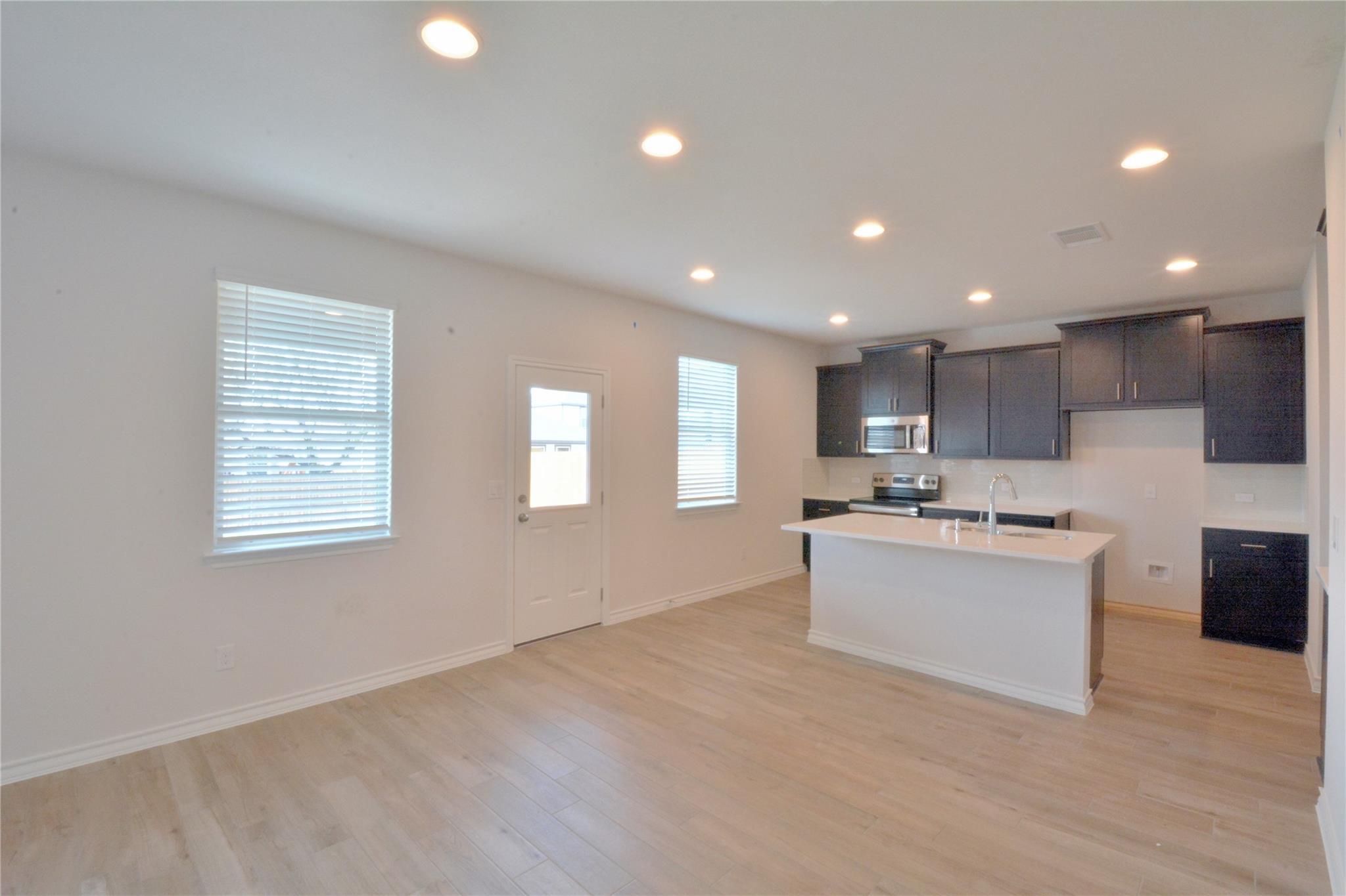 349 Capstone RD — photo 3
