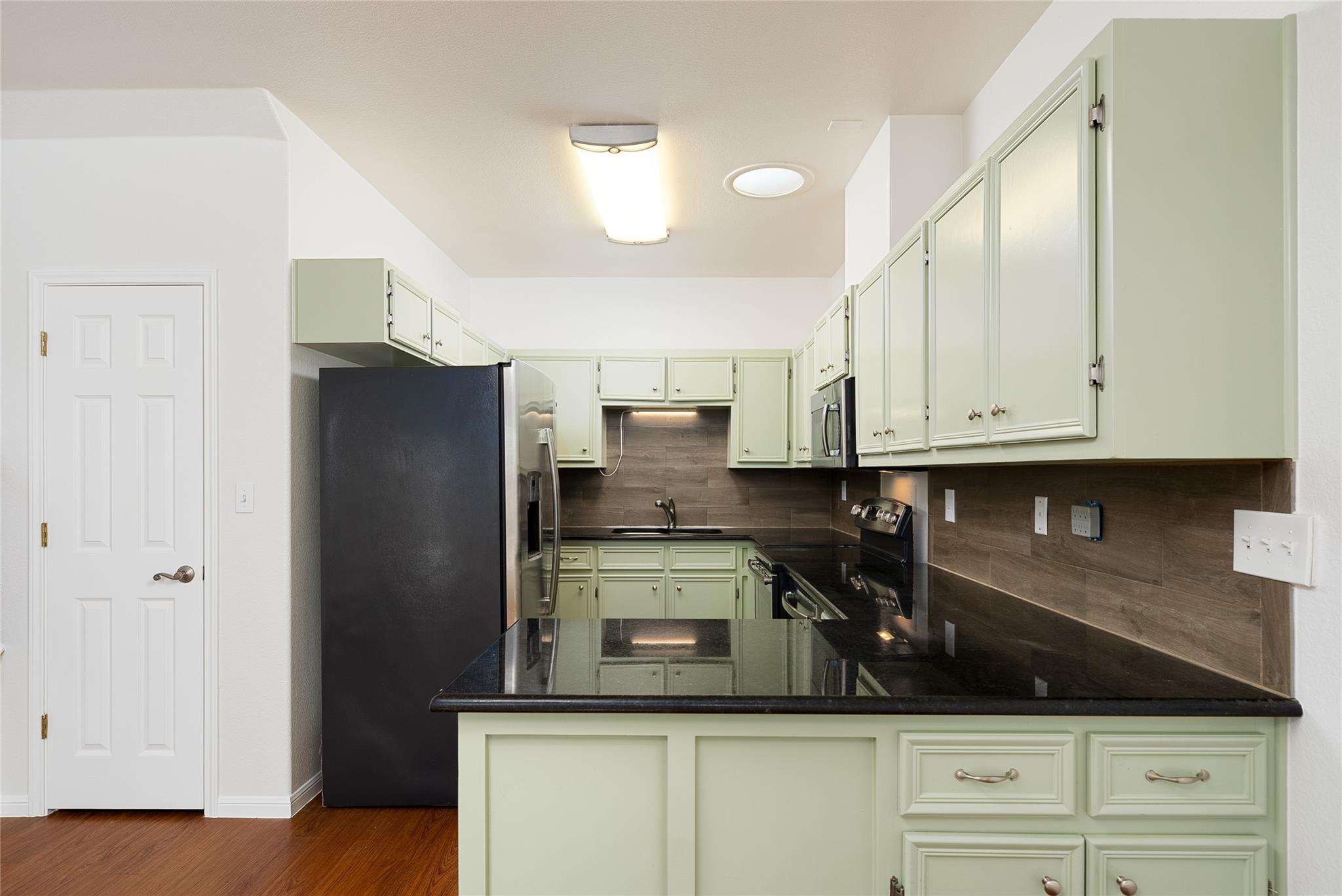 4505 Red River ST ##B — photo 5
