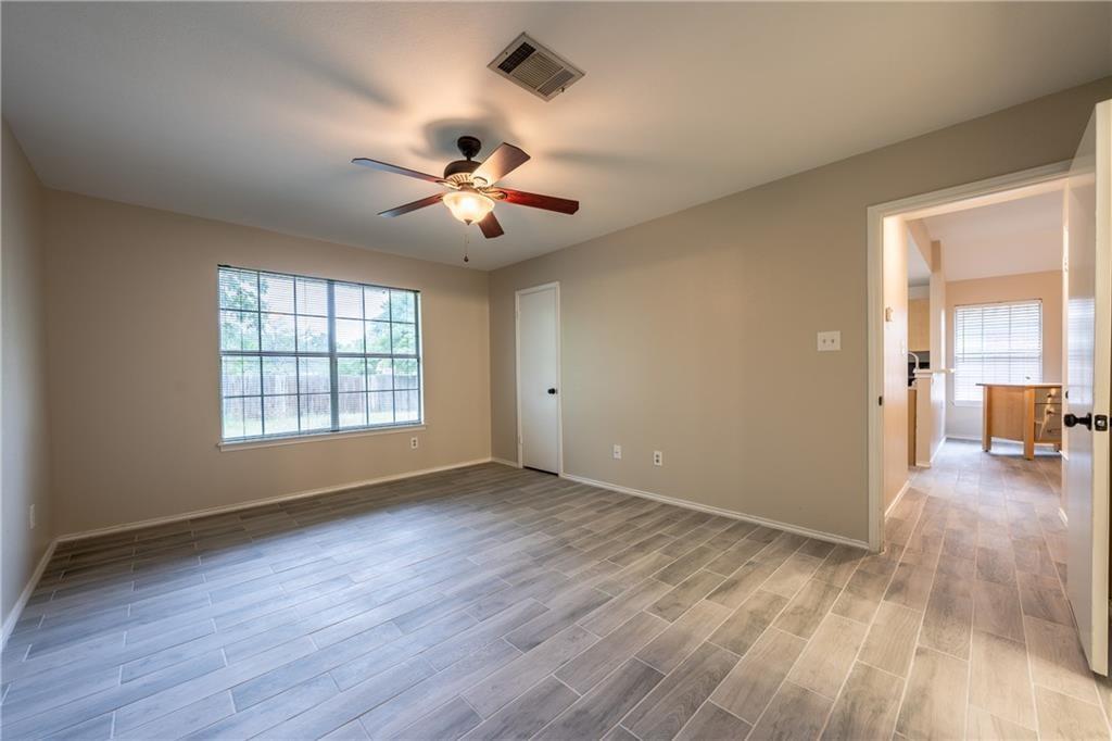 1607 Greening WAY — photo 3