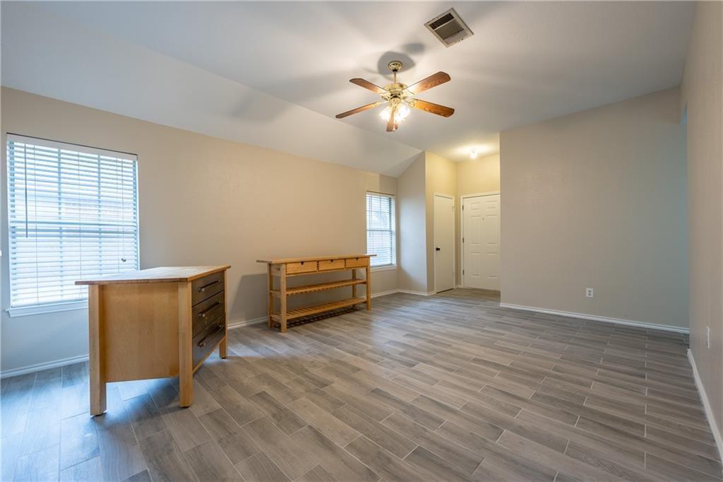 1607 Greening WAY — photo 5