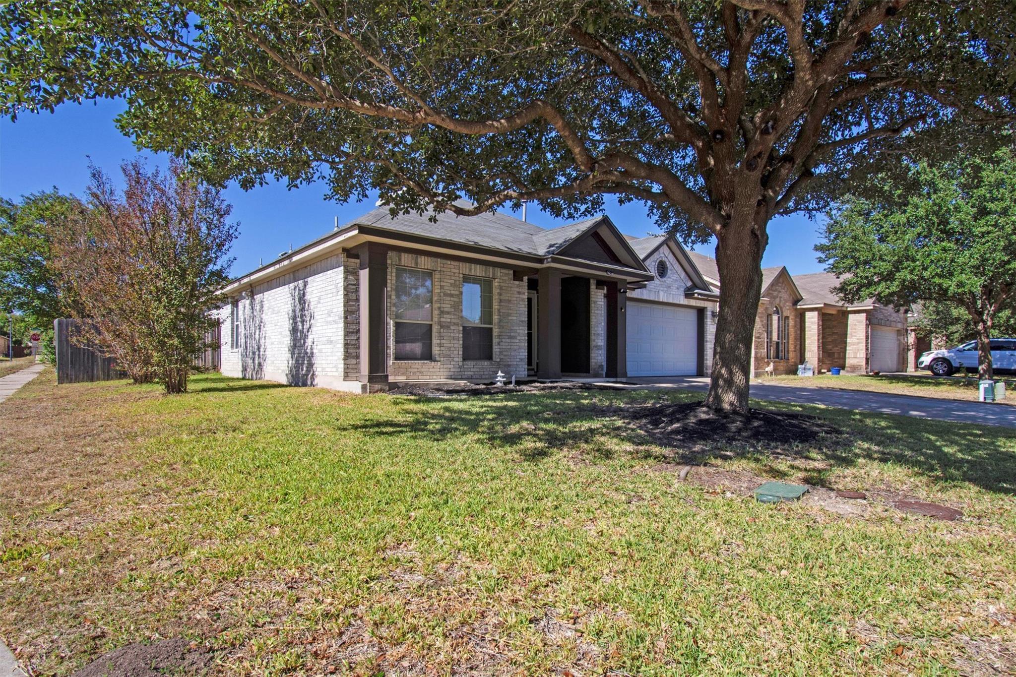 3300 Winding Shore LN — photo 3