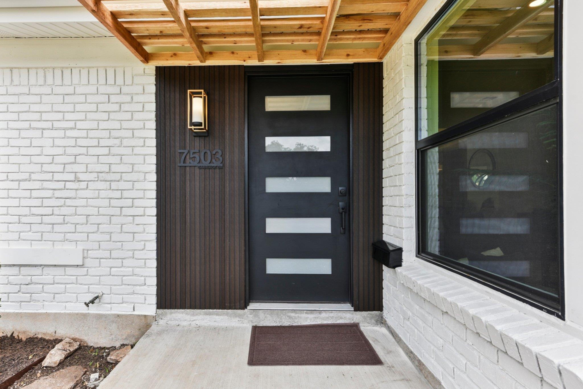 7503 Carriage DR — photo 3