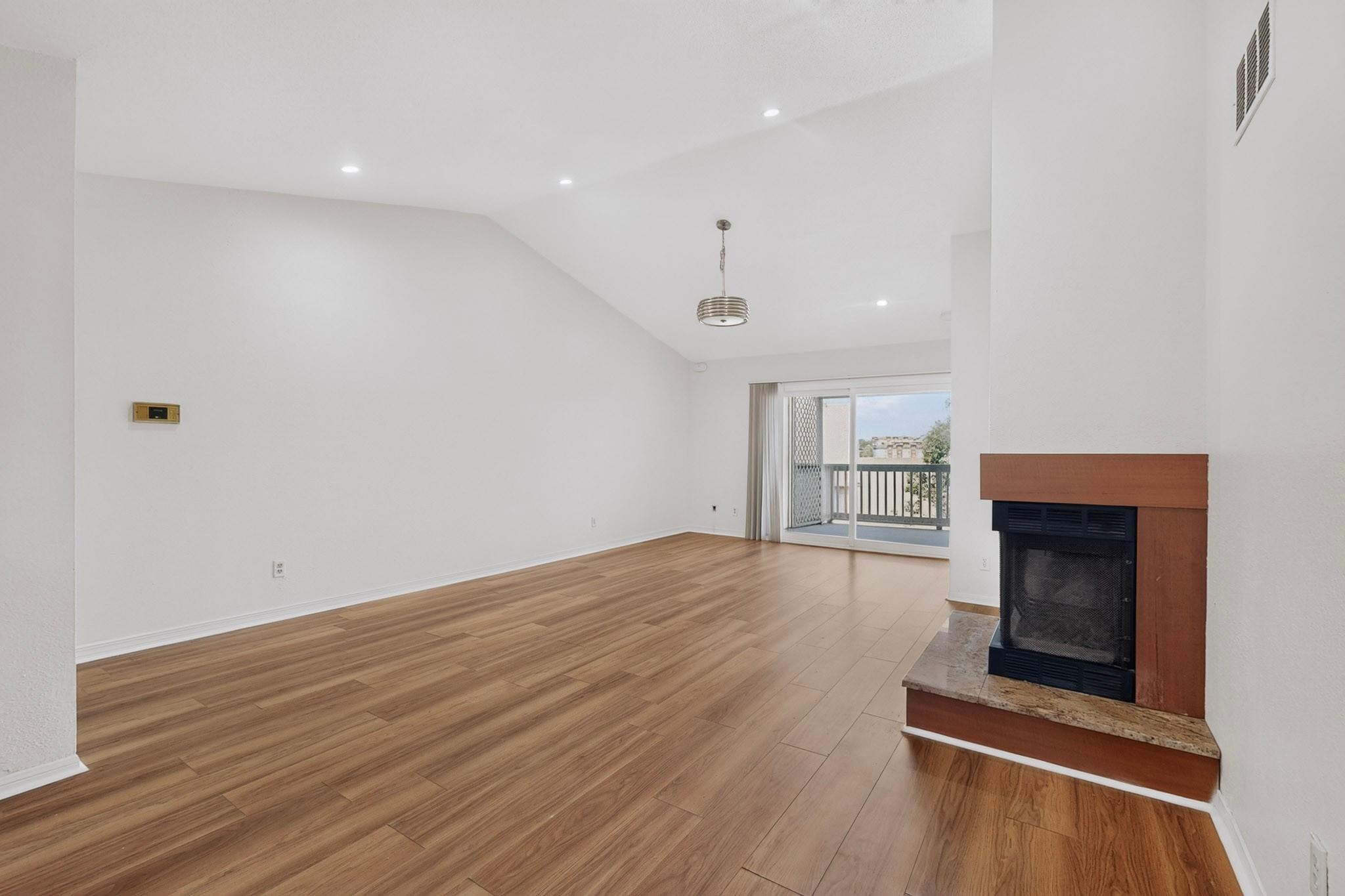 2450 Wickersham LN #1008 — photo 3