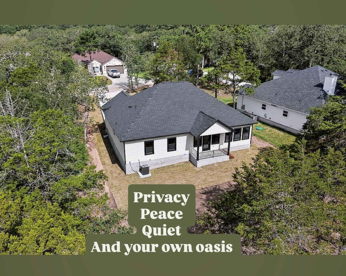 137 N Pohakea DR