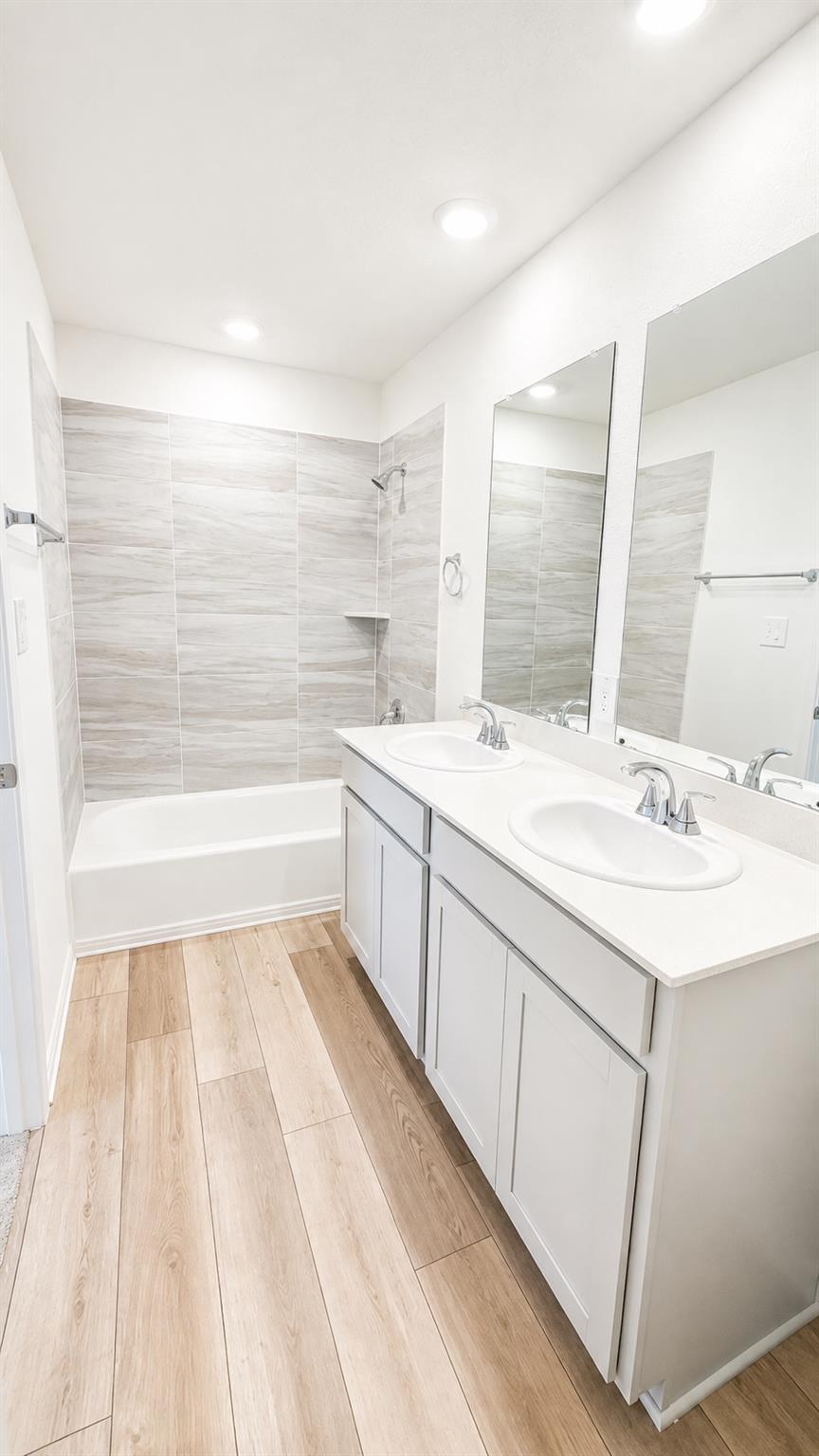 116 Maple Hedge RD — photo 3