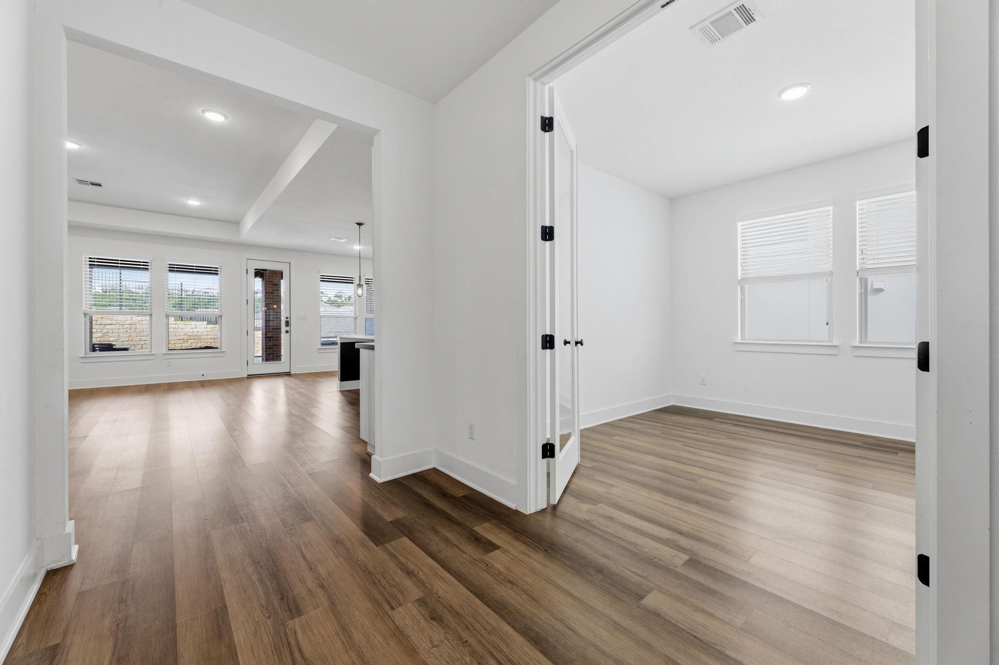 1404 Castalo LN — photo 5