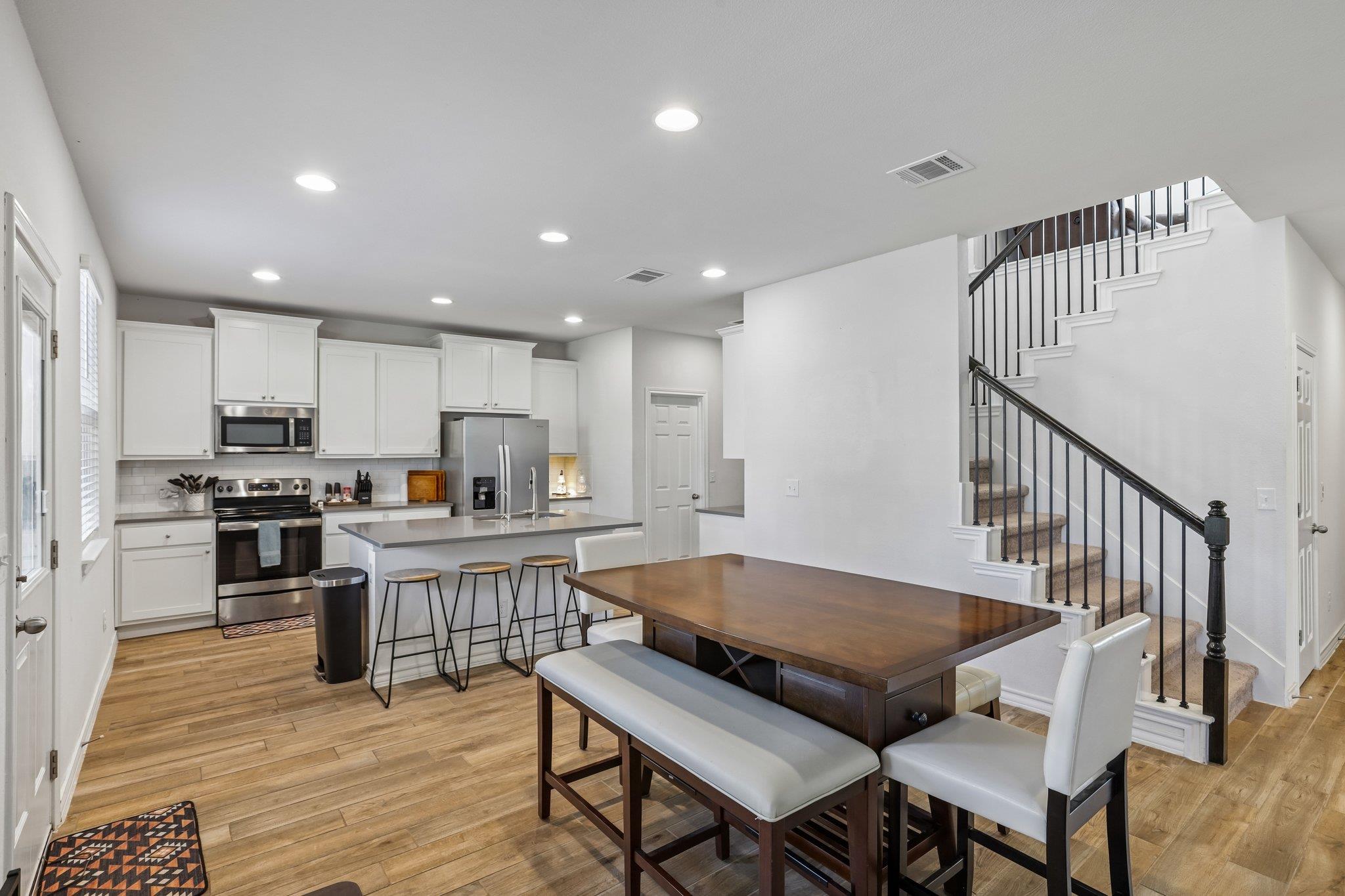 140 Limonite LN — photo 5