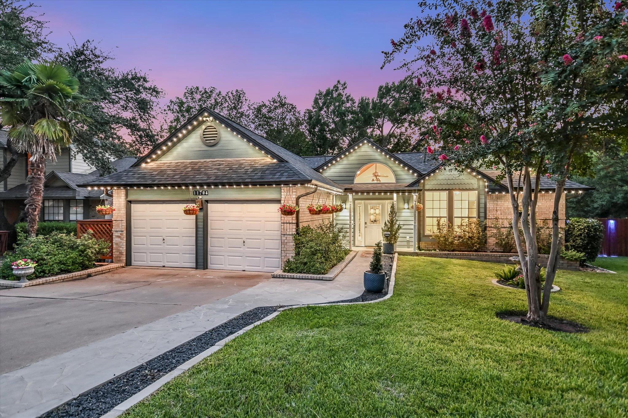 11704 Swearingen DR