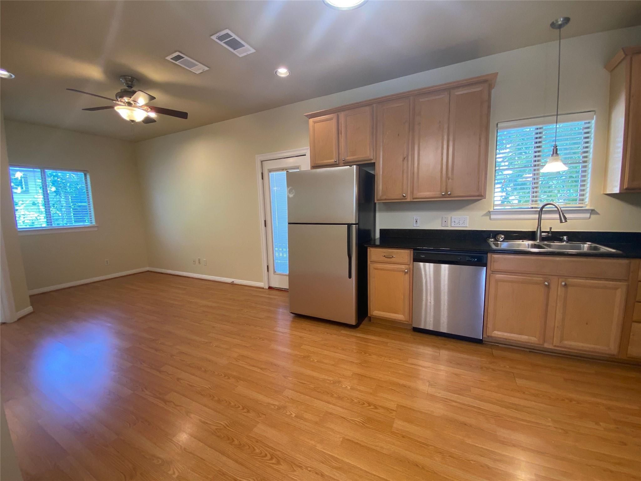 5502 Evans Ave #B — photo 3