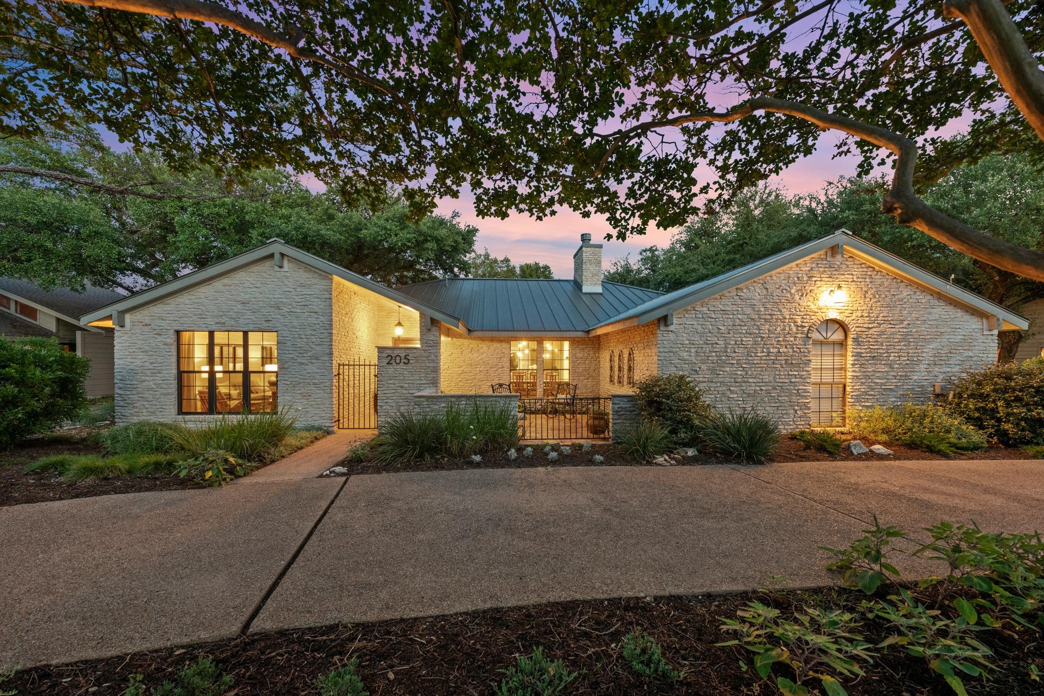 205 Copperleaf RD