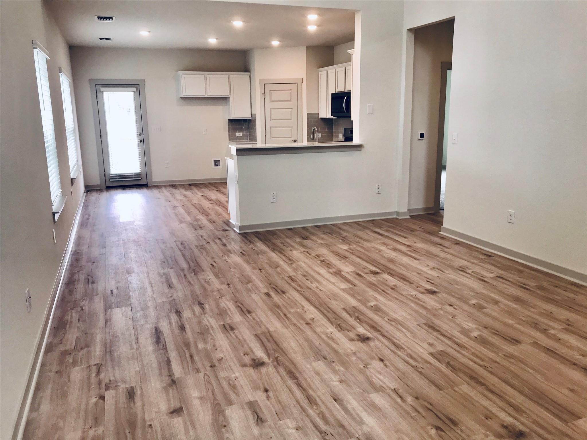 2025 Daleside LN — photo 3