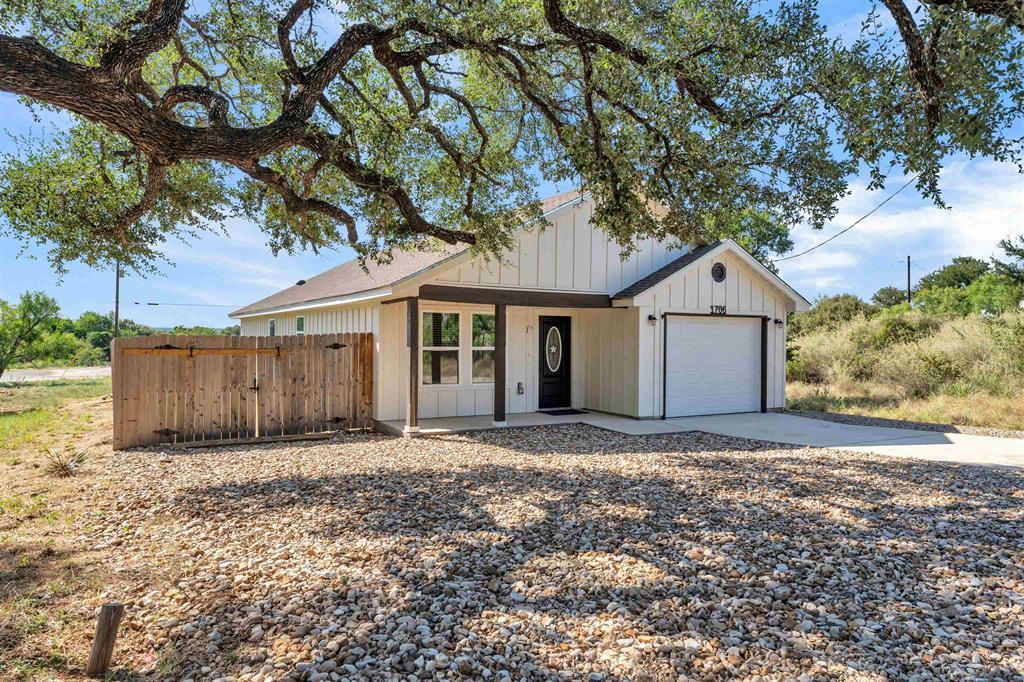 1706 Redwood DR