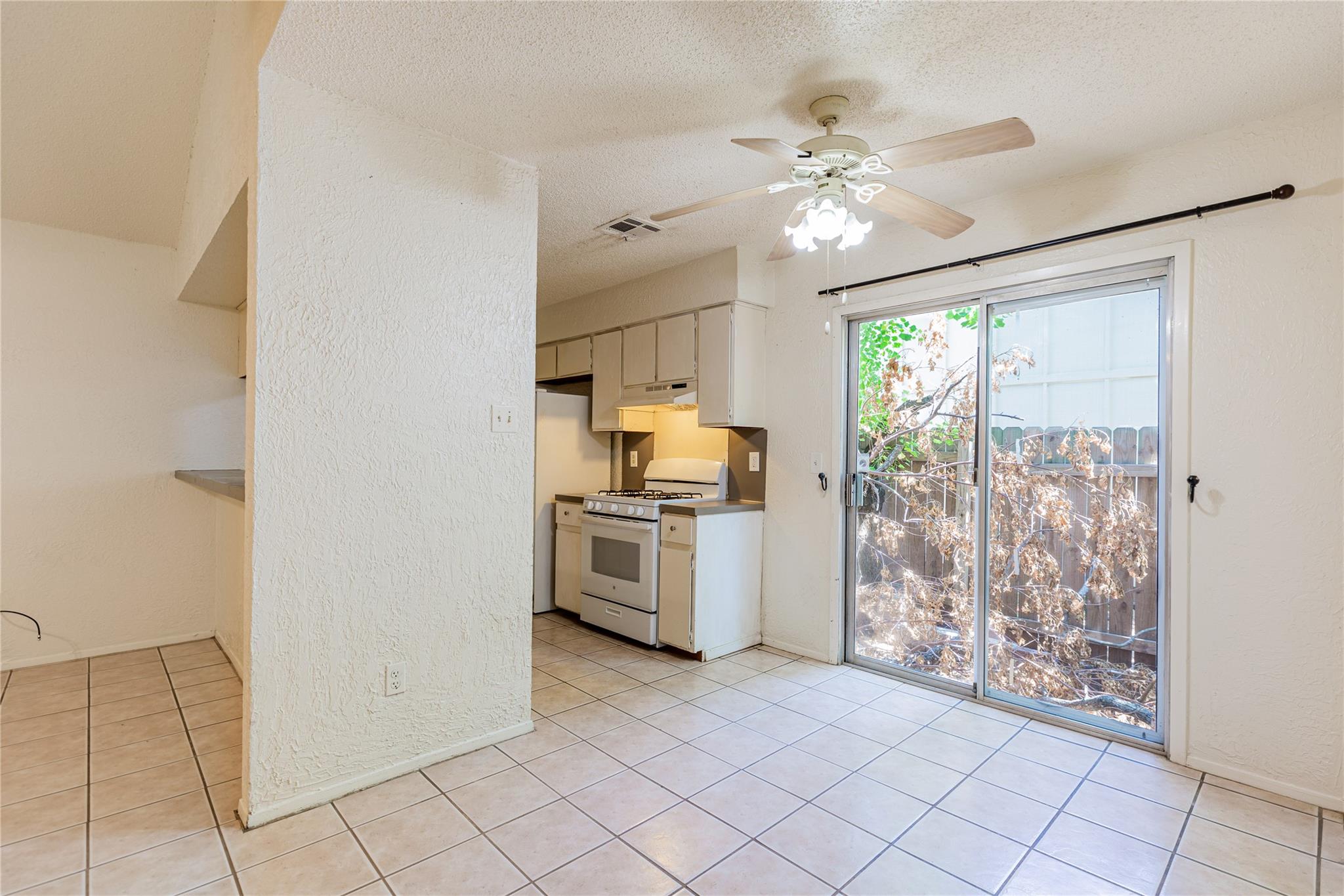11405 Ptarmigan DR #B — photo 3