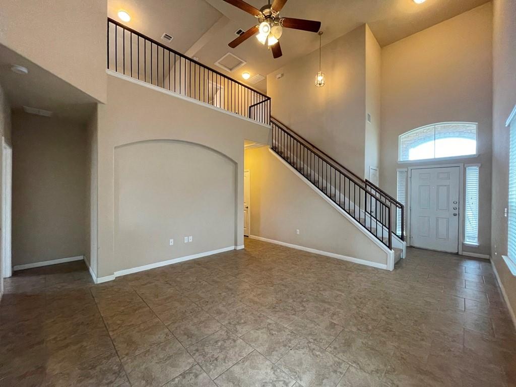 120 Kingfisher LN — photo 3