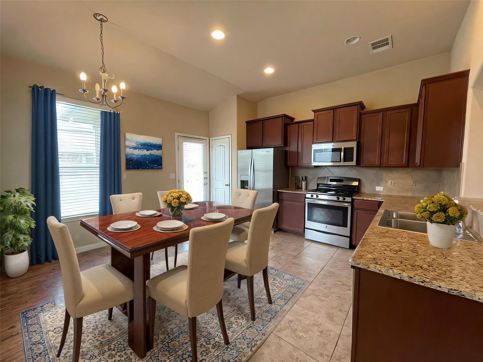 120 Kingfisher LN — photo 5