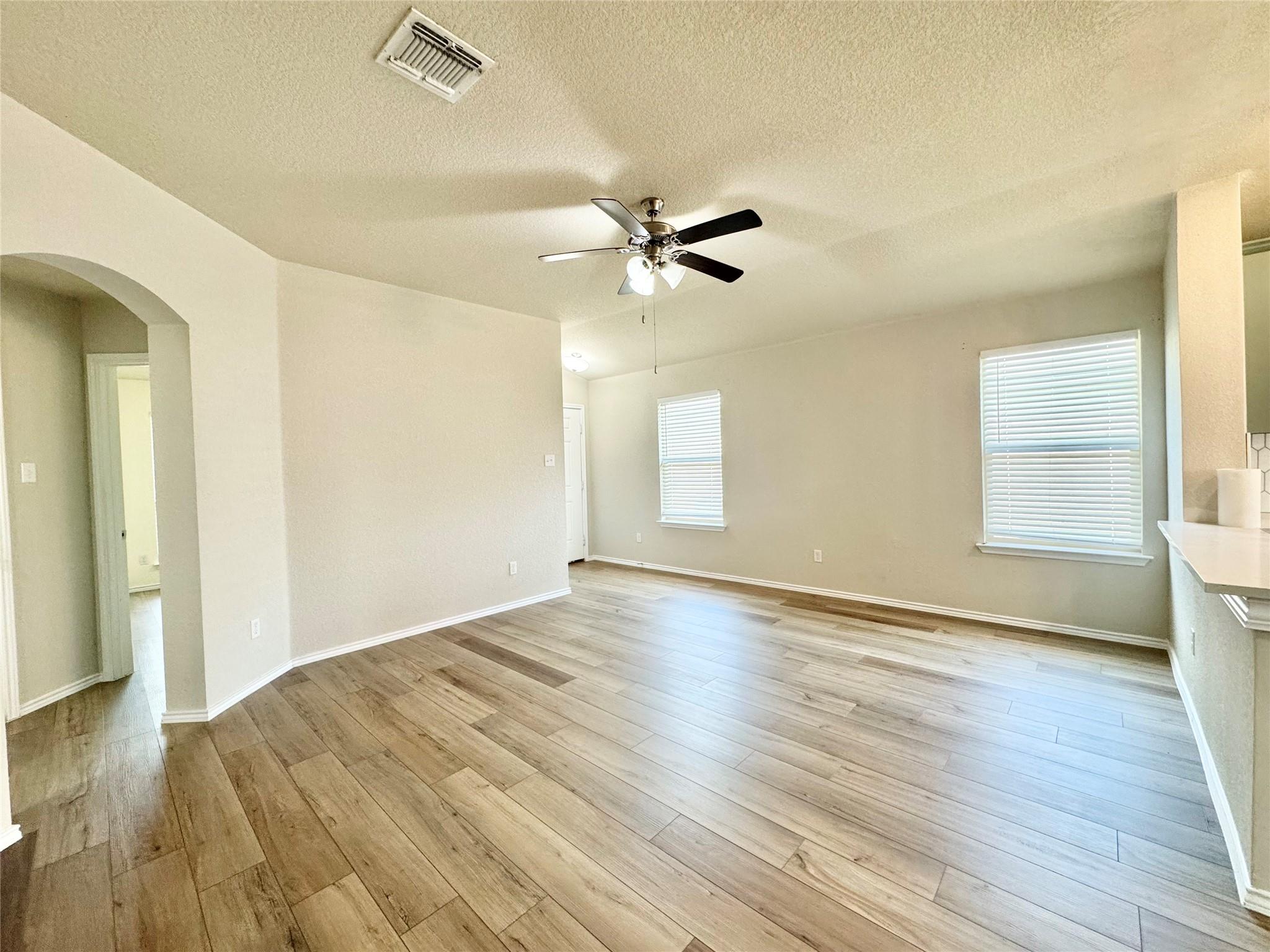 173 Beth Ann LOOP — photo 3