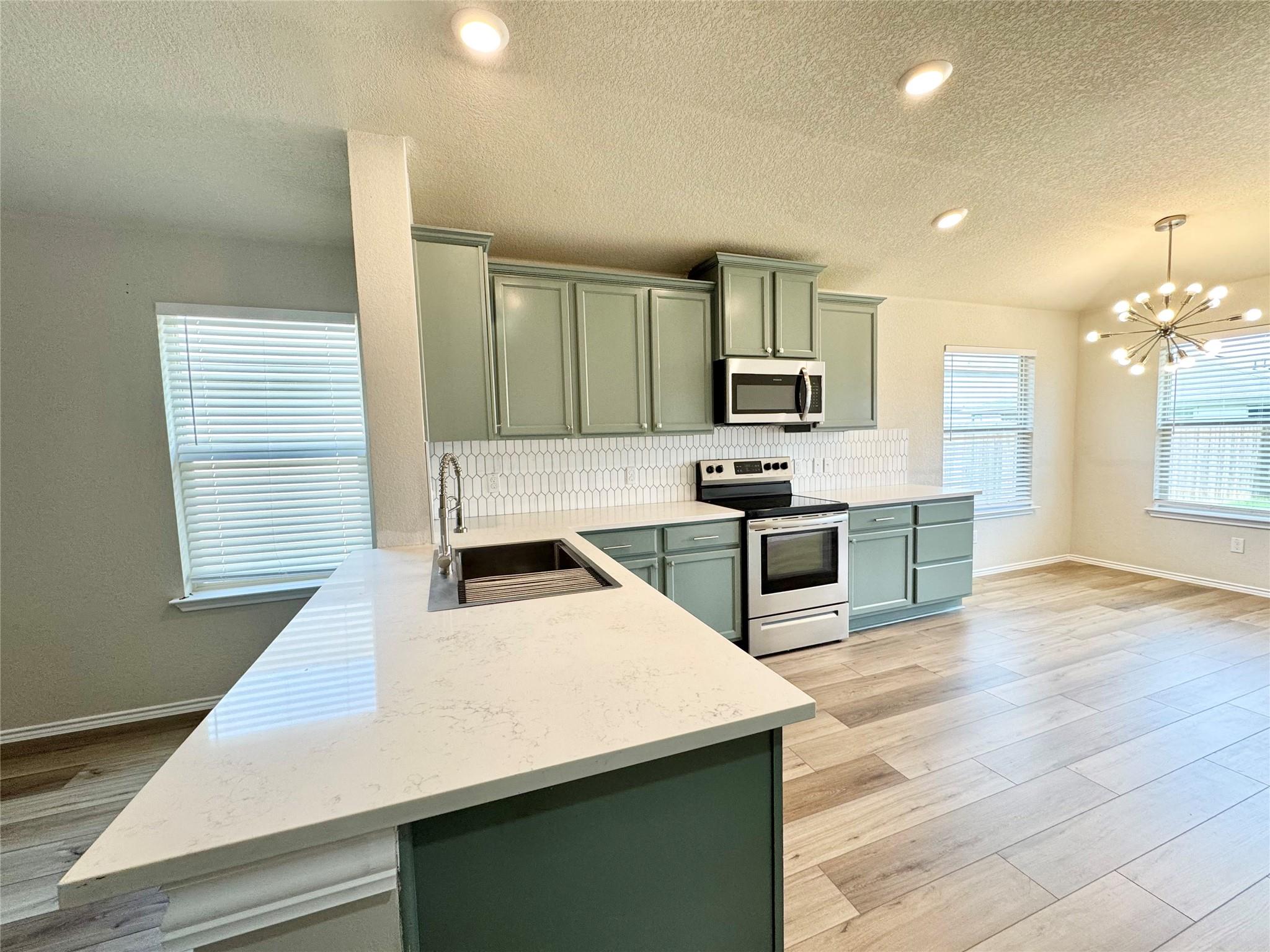 173 Beth Ann LOOP — photo 4