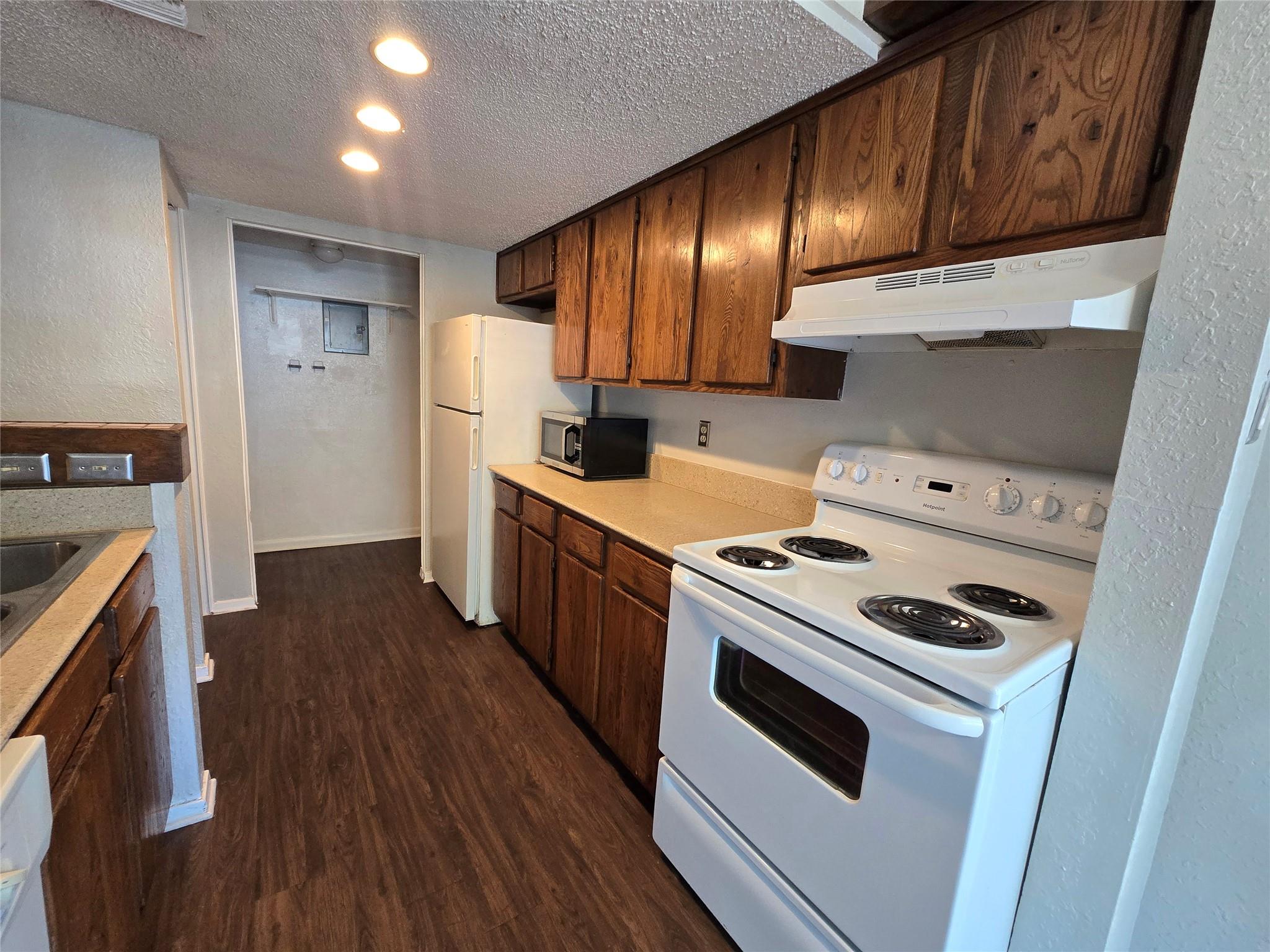 1713 Cinnamon PATH #A — photo 4