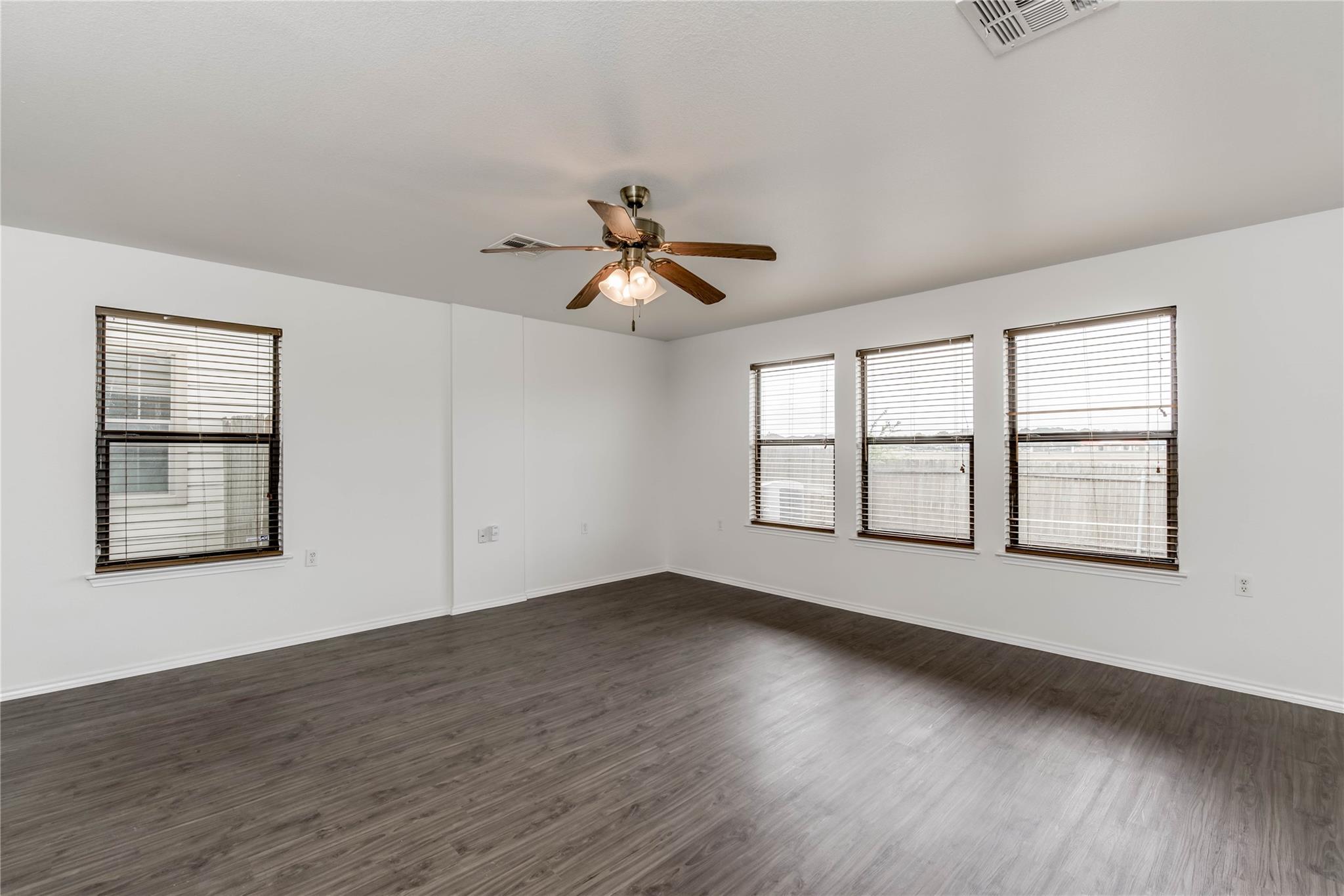 6521 Quinton DR — photo 3
