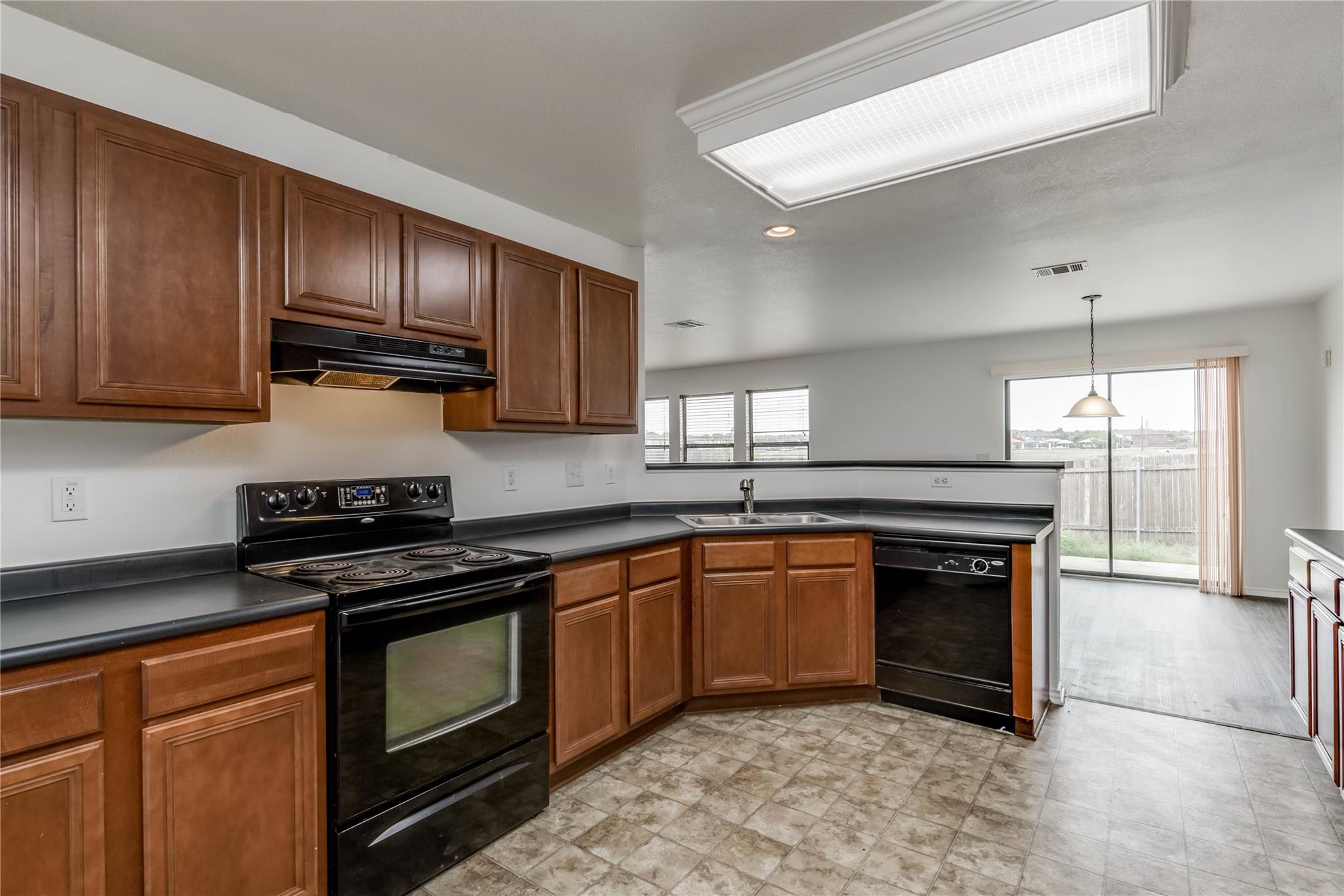 6521 Quinton DR — photo 4