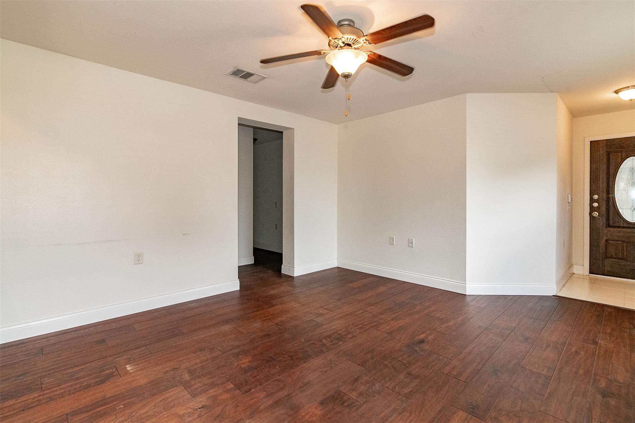 8801 Edmundsbury DR — photo 5