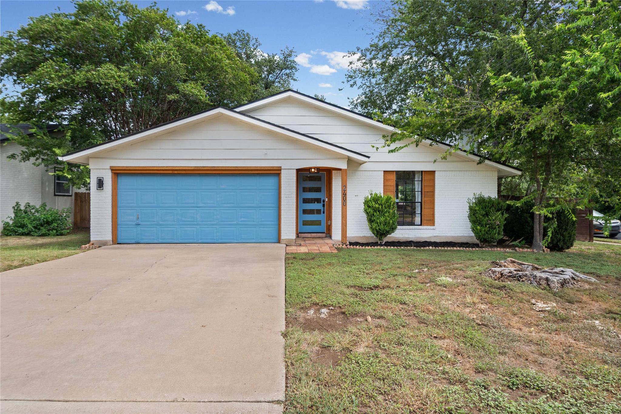 2400 Broken Oak DR