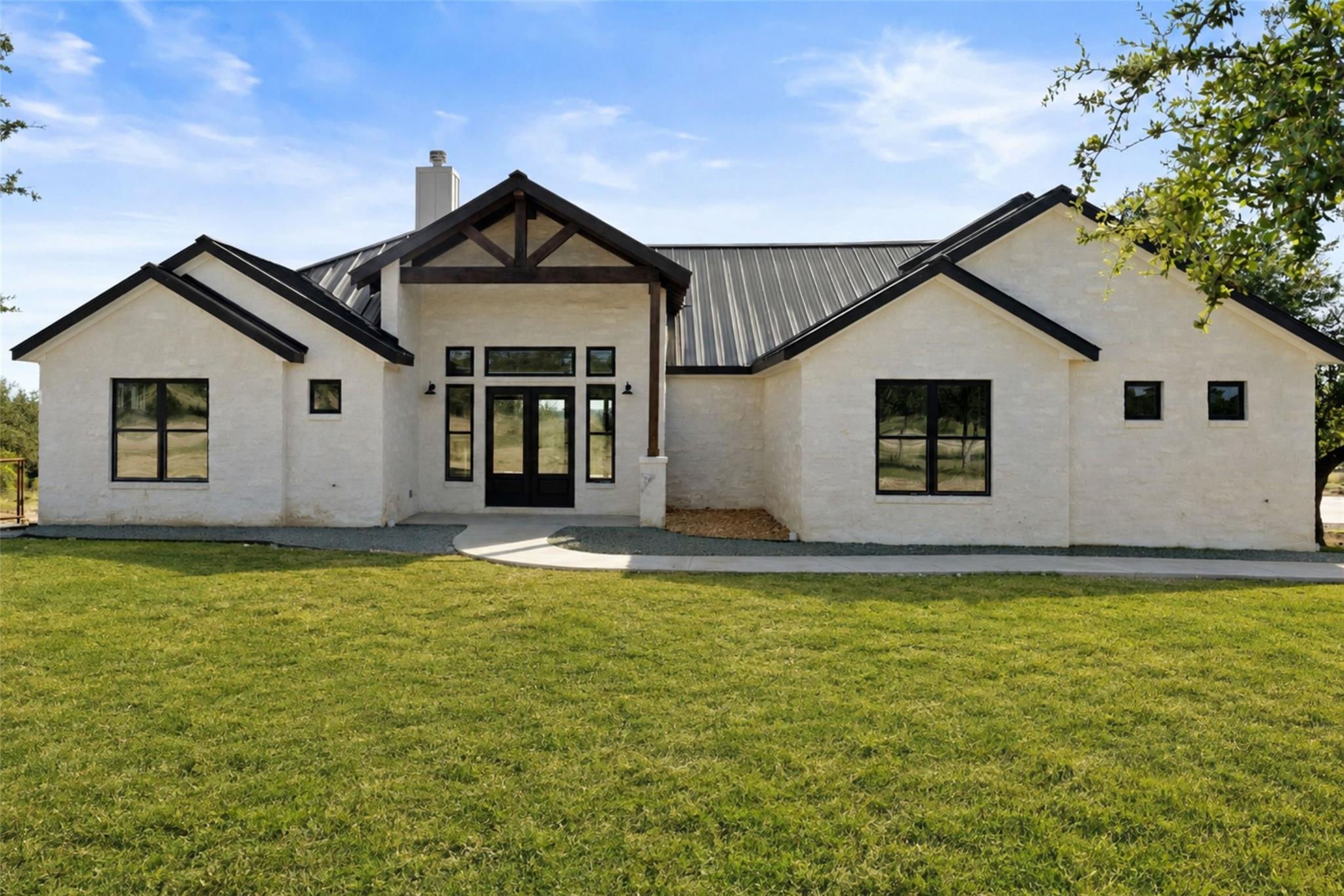765 Legacy Hills DR