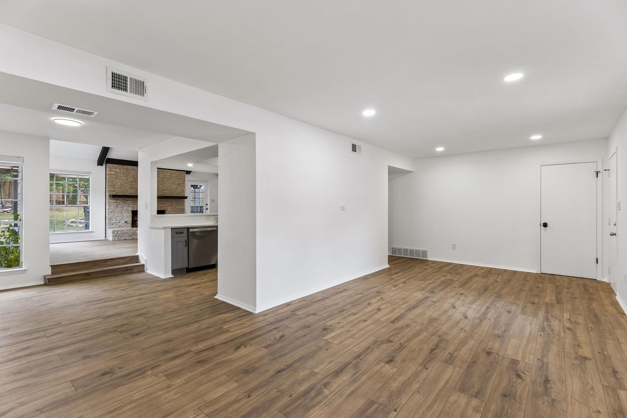 4303 Rimdale DR — photo 5