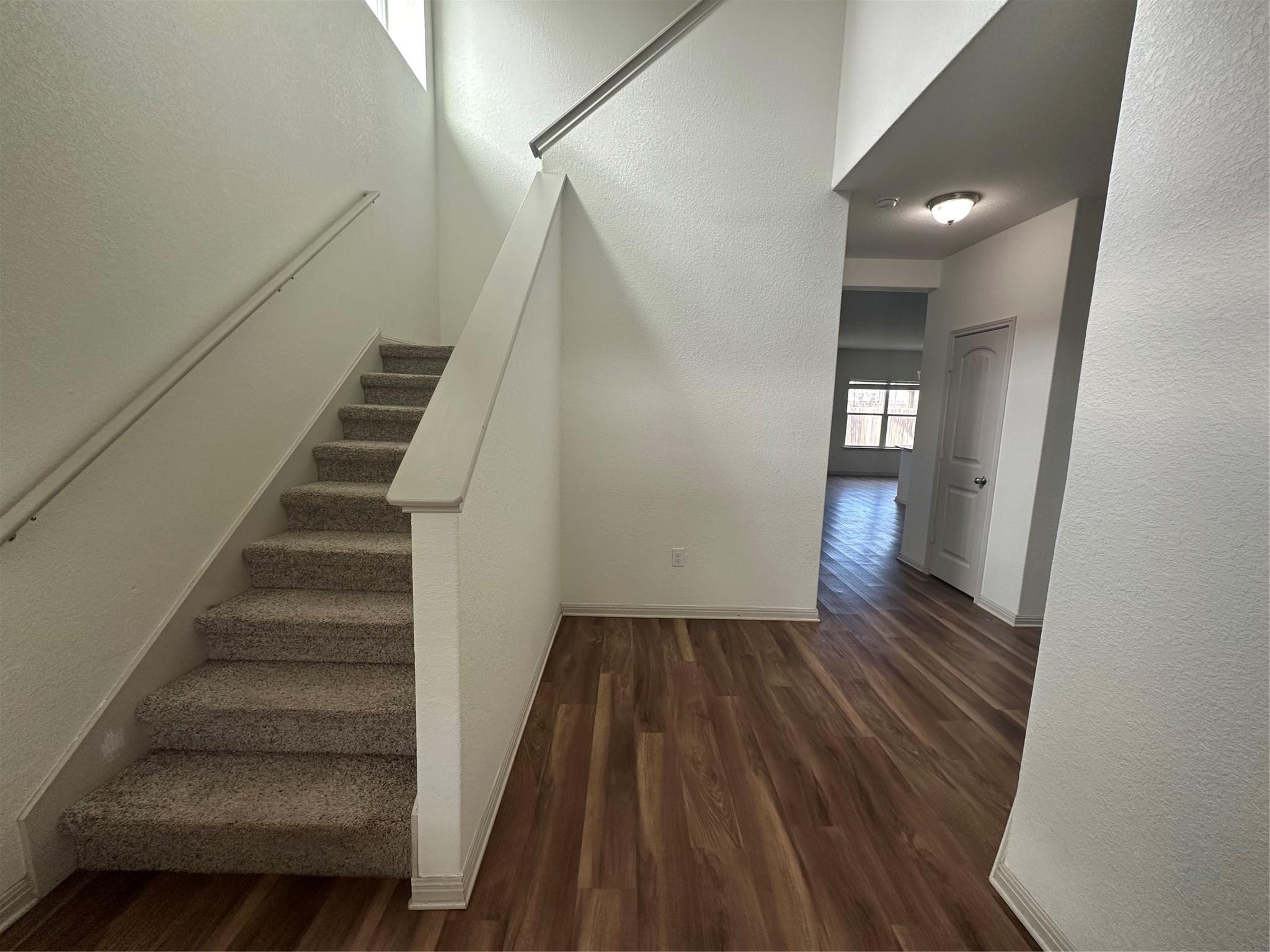 1440 Fairhaven GTWY — photo 4