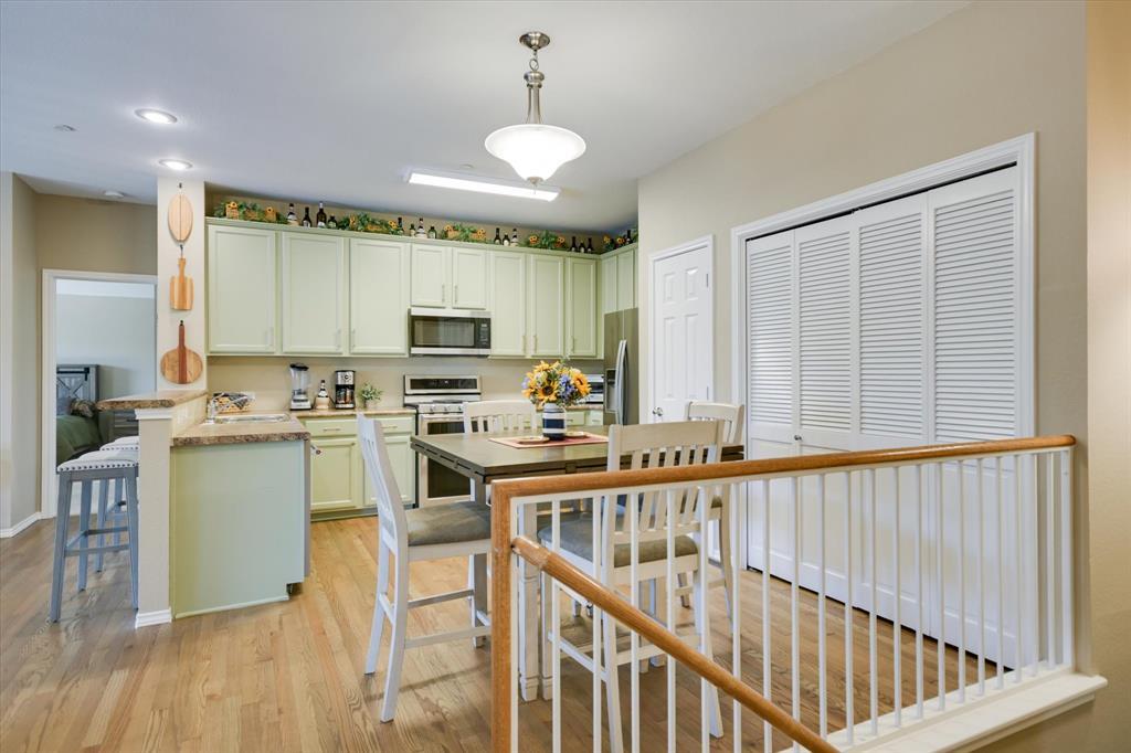 9201 Brodie LN #1501 — photo 4