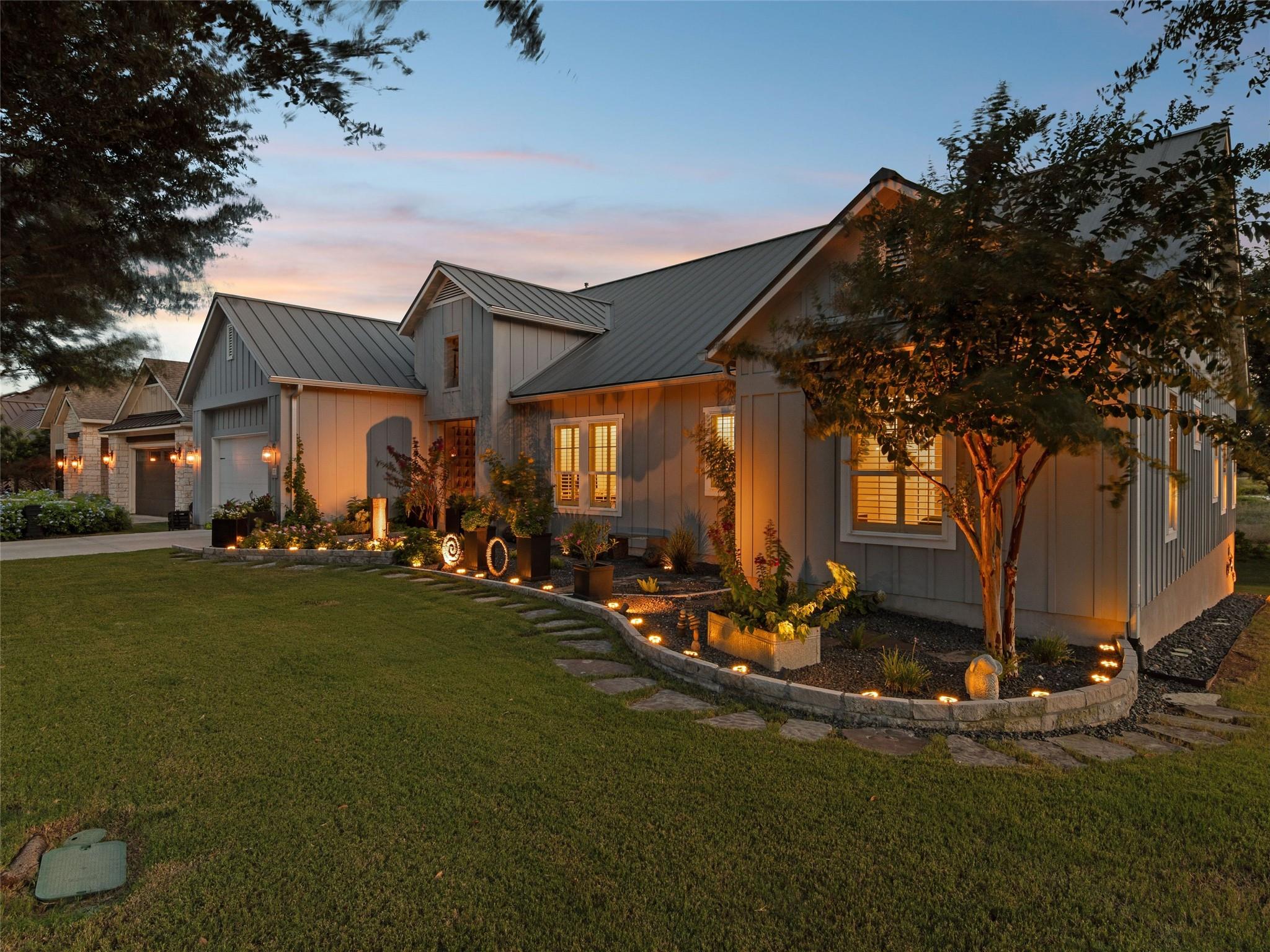 137 Sowing Oak DR — photo 4