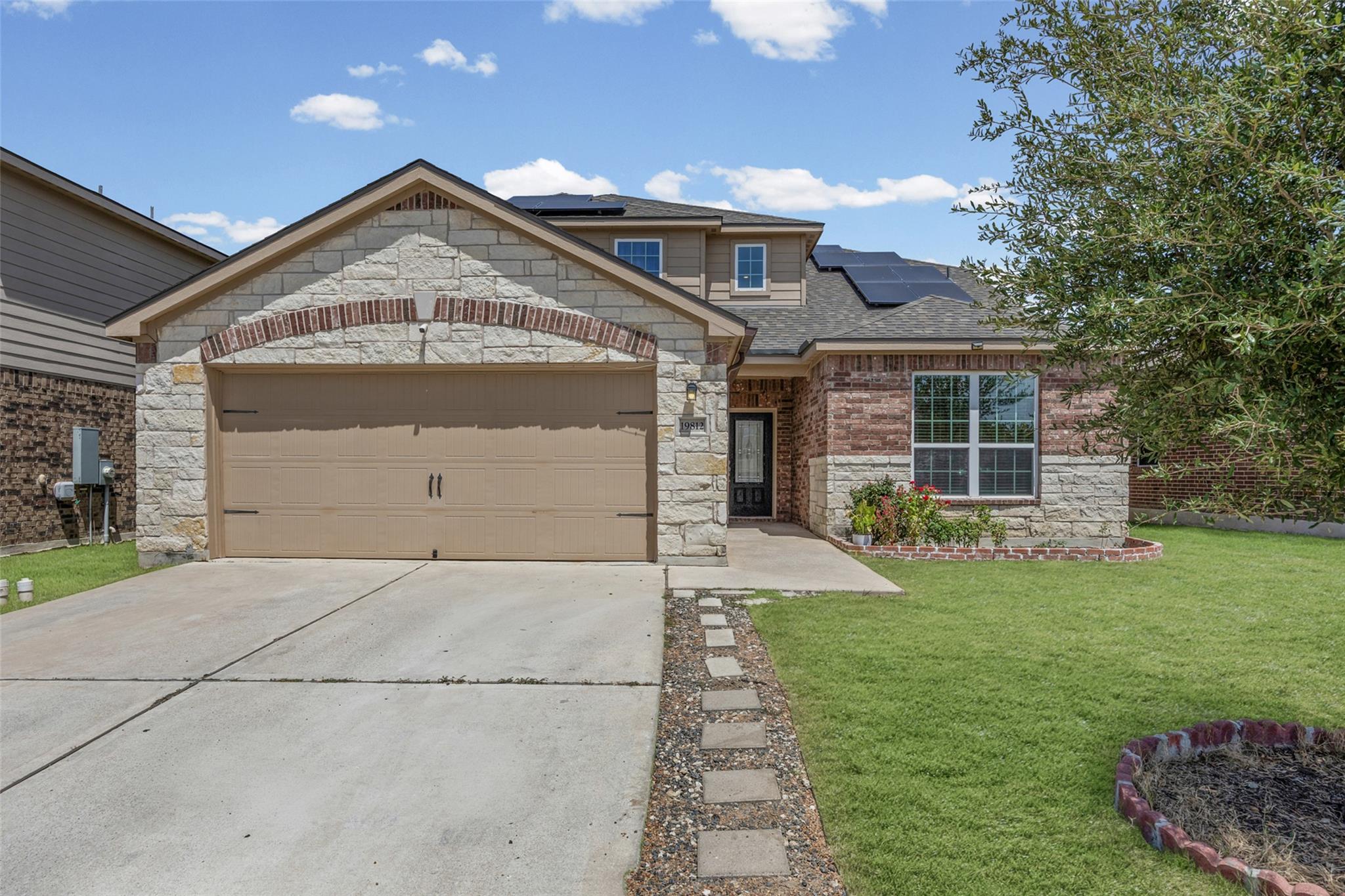 19812 Hubert R Humphrey RD